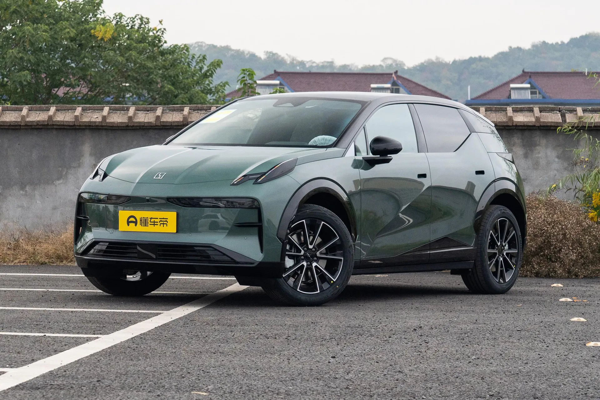  X Max 4-Seater