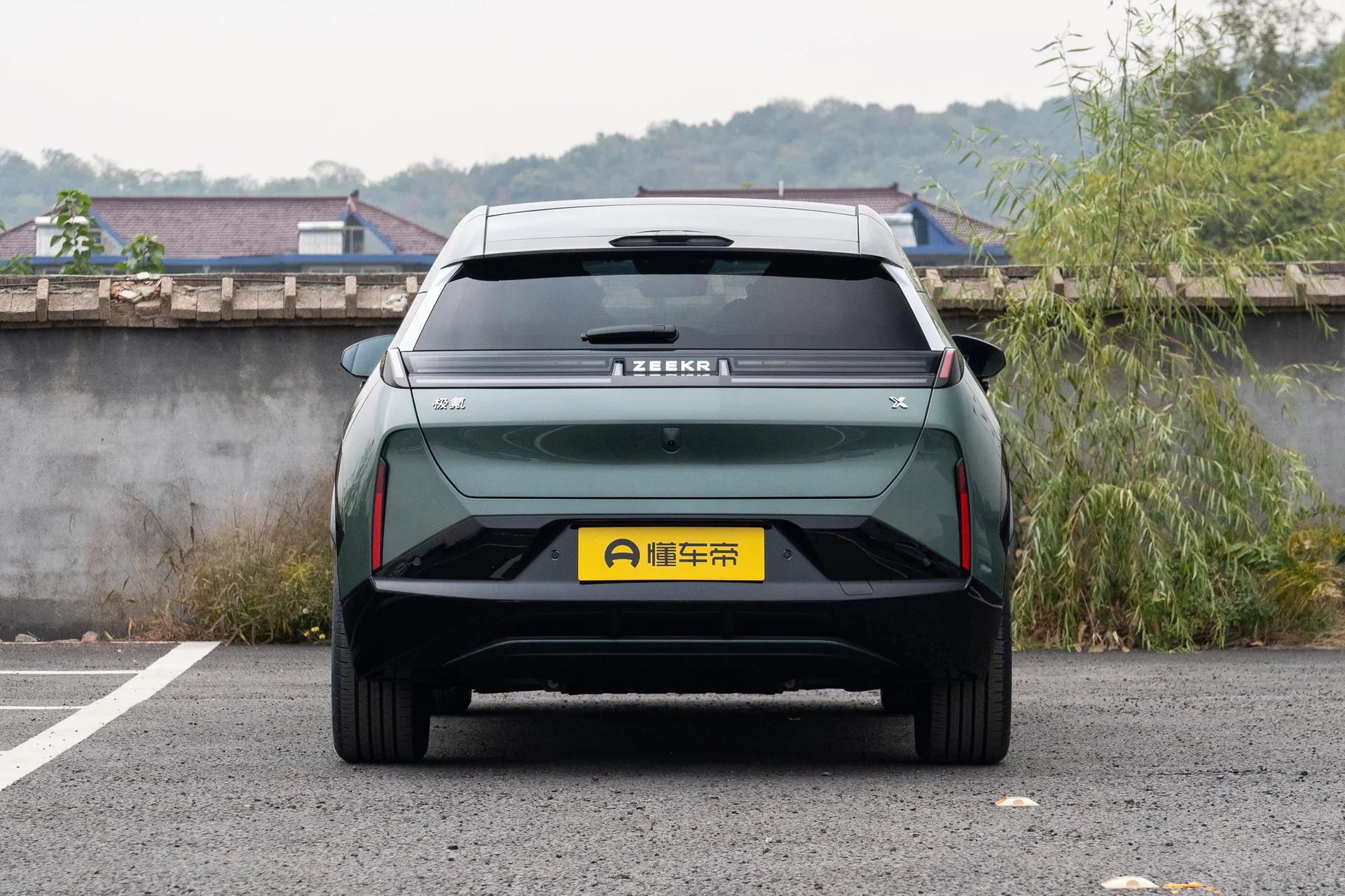  X Max 4-Seater