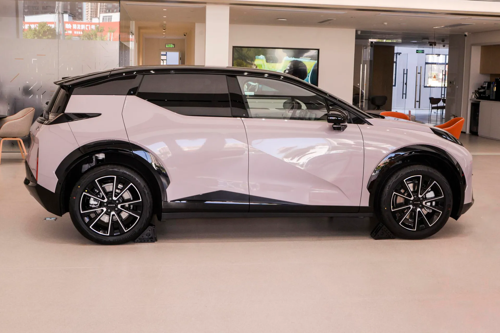  X Max 4-Seater