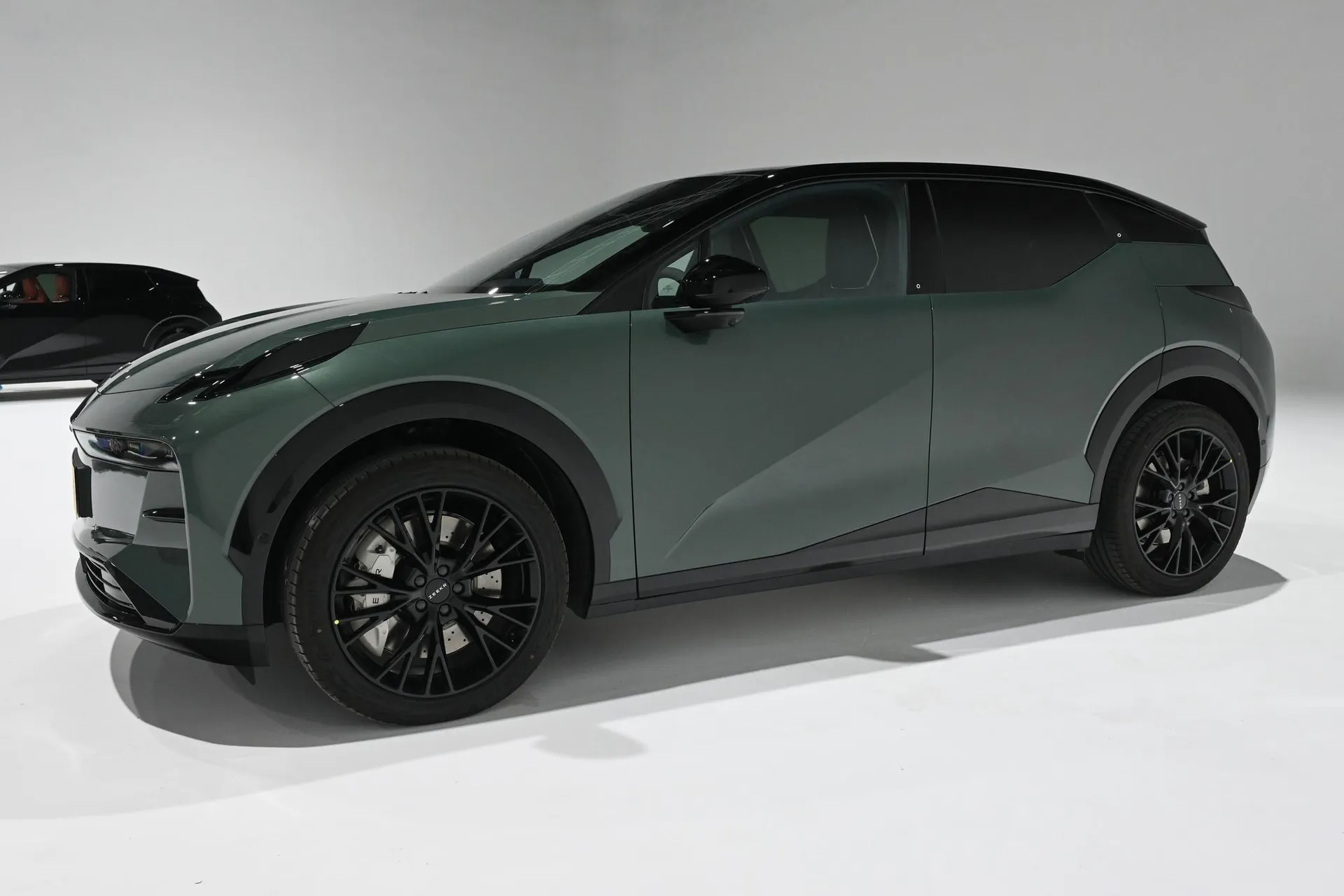  X Ultra 5-Seater
