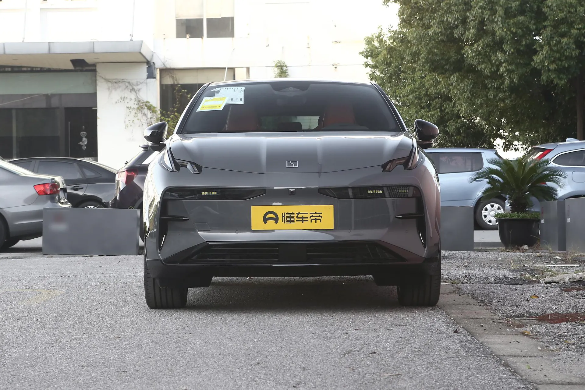  X Ultra 5-Seater