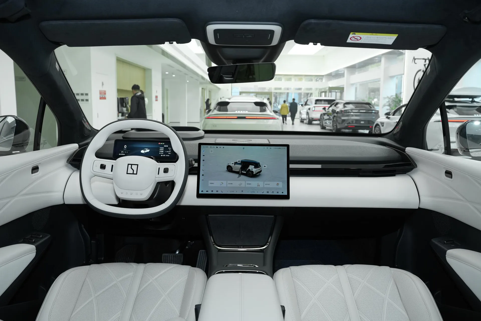  X Ultra 5-Seater