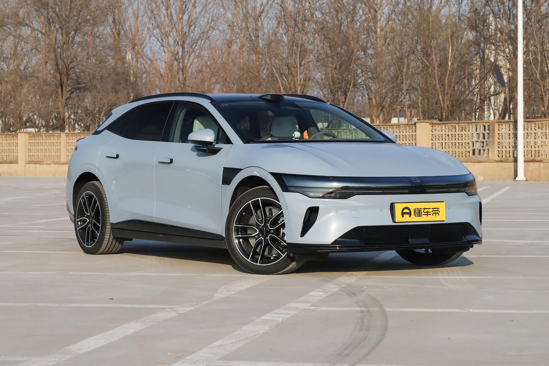  007 GT AWD Max 75kWh