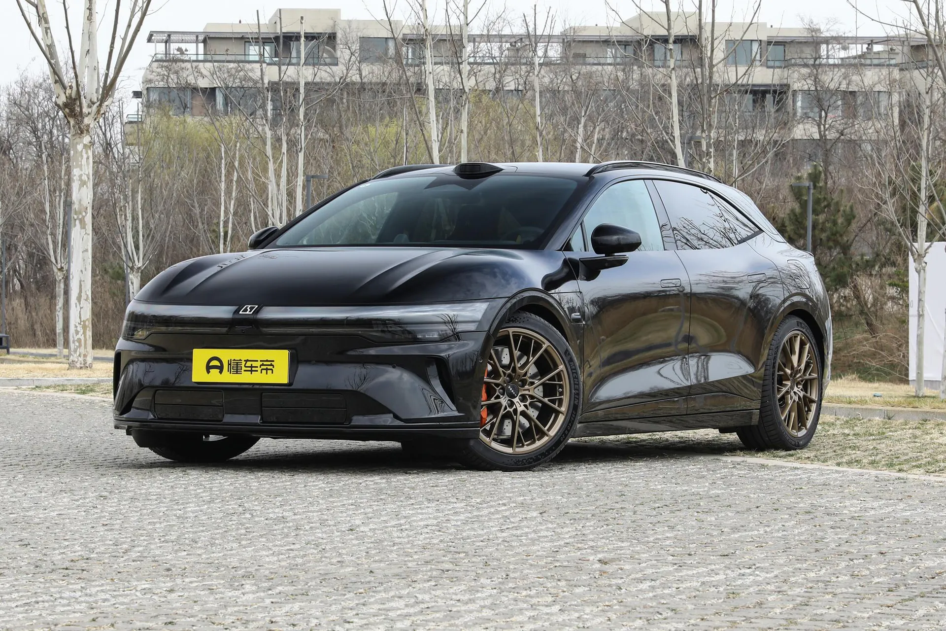  007 GT Long Range AWD Ultra 103kWh