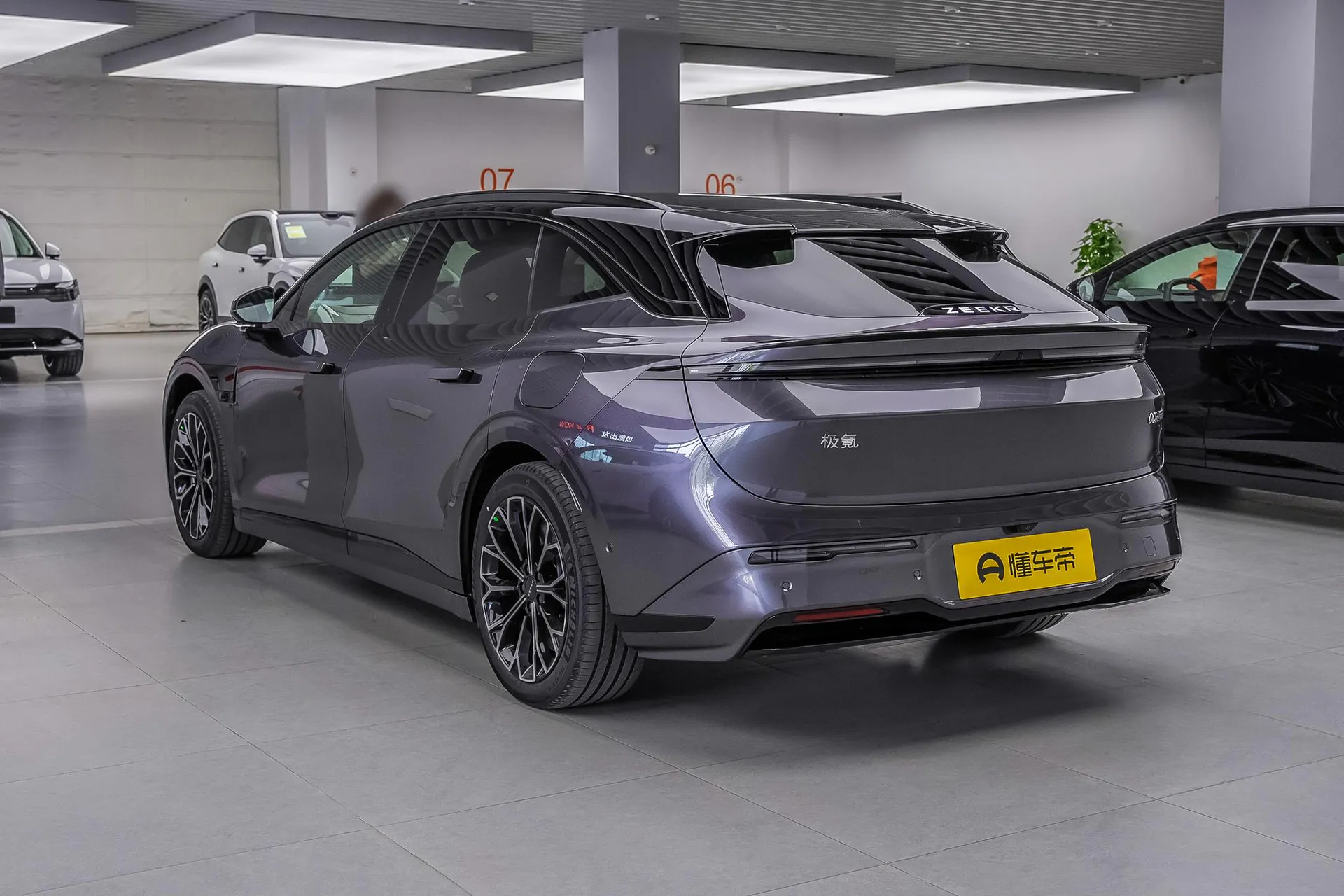  007 GT RWD Smart Driving 75kWh