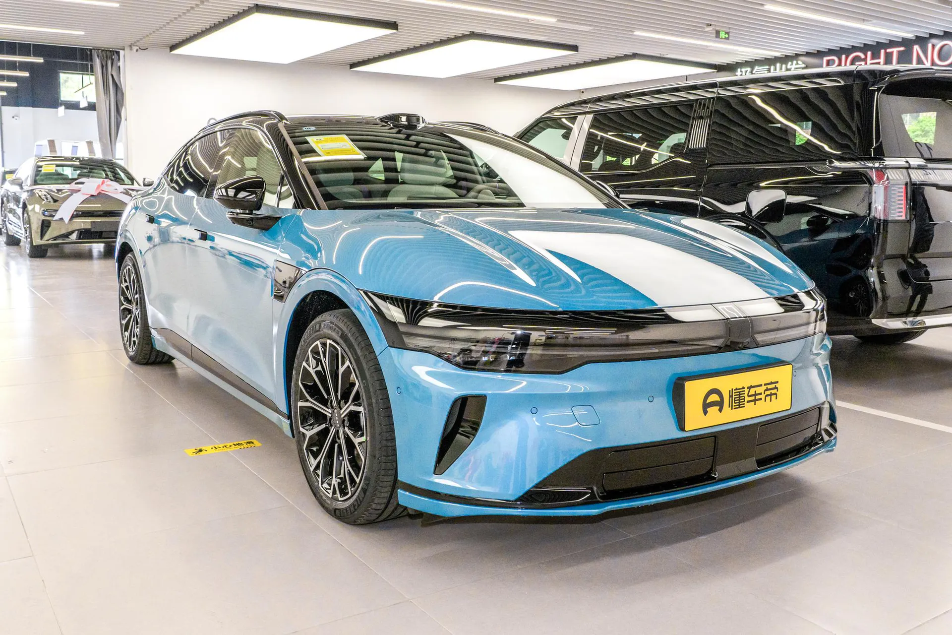  007 GT RWD Smart Driving 75kWh