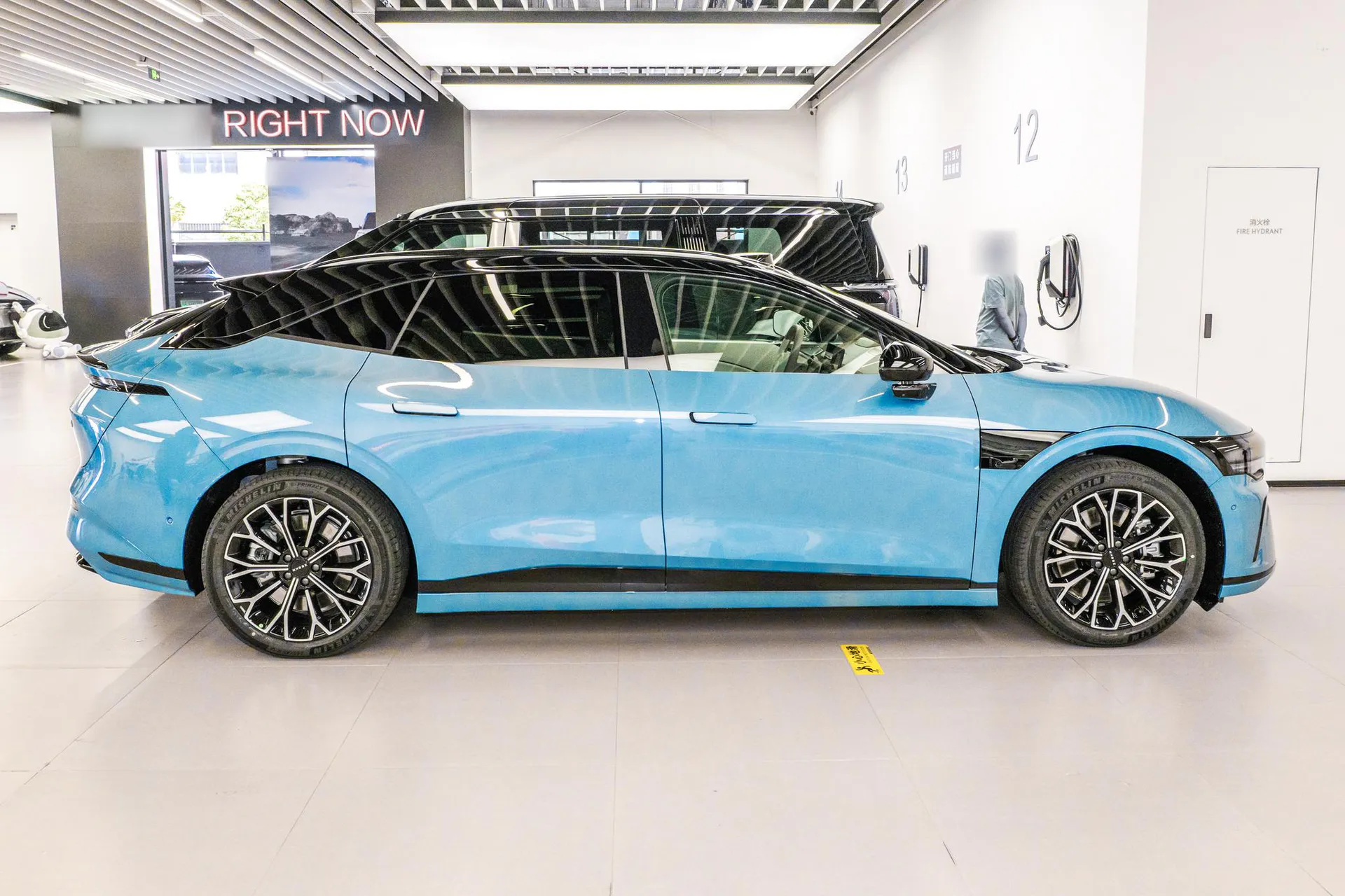  007 GT RWD Smart Driving 75kWh