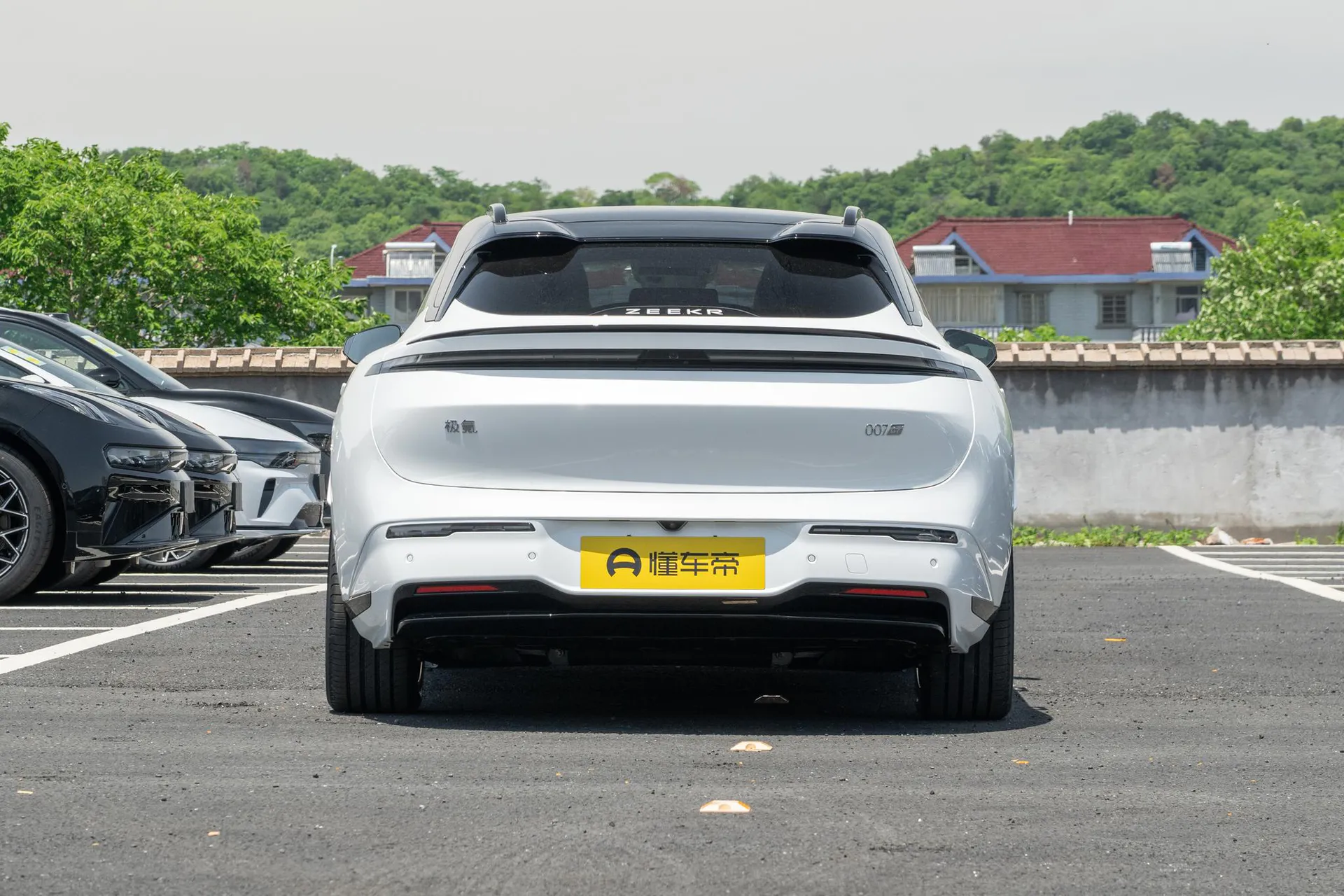 007 GT RWD Smart Driving 75kWh