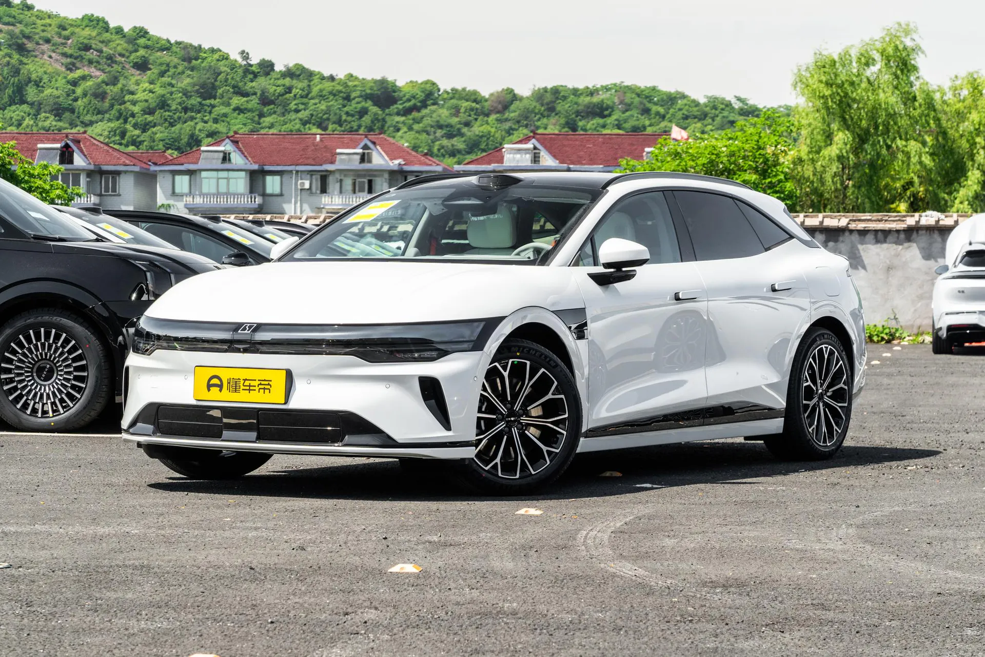  007 GT RWD Smart Driving 75kWh