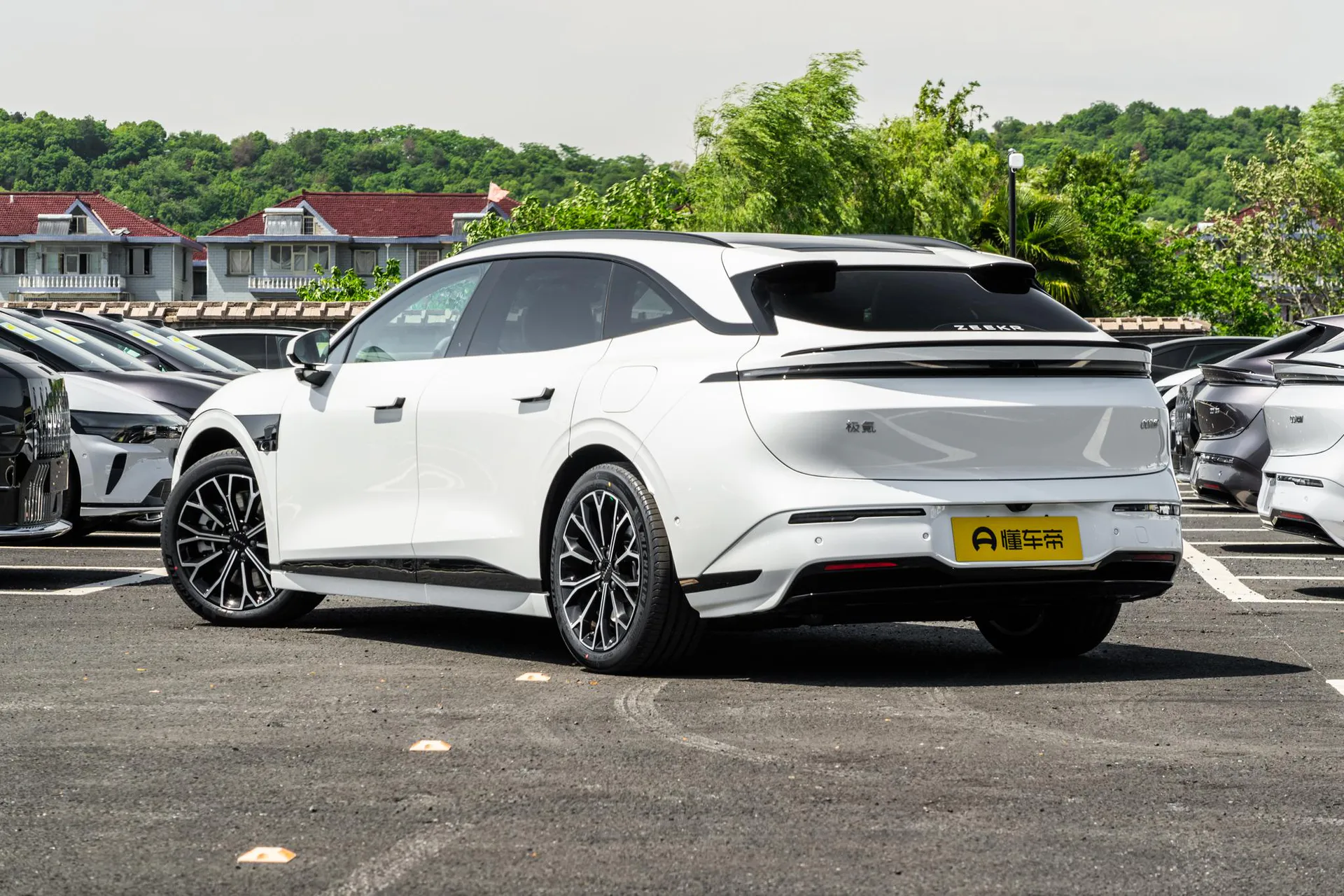  007 GT RWD Smart Driving 75kWh