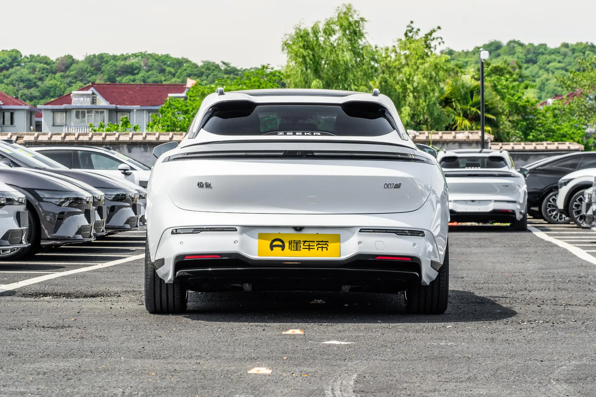  007 GT RWD Smart Driving 75kWh