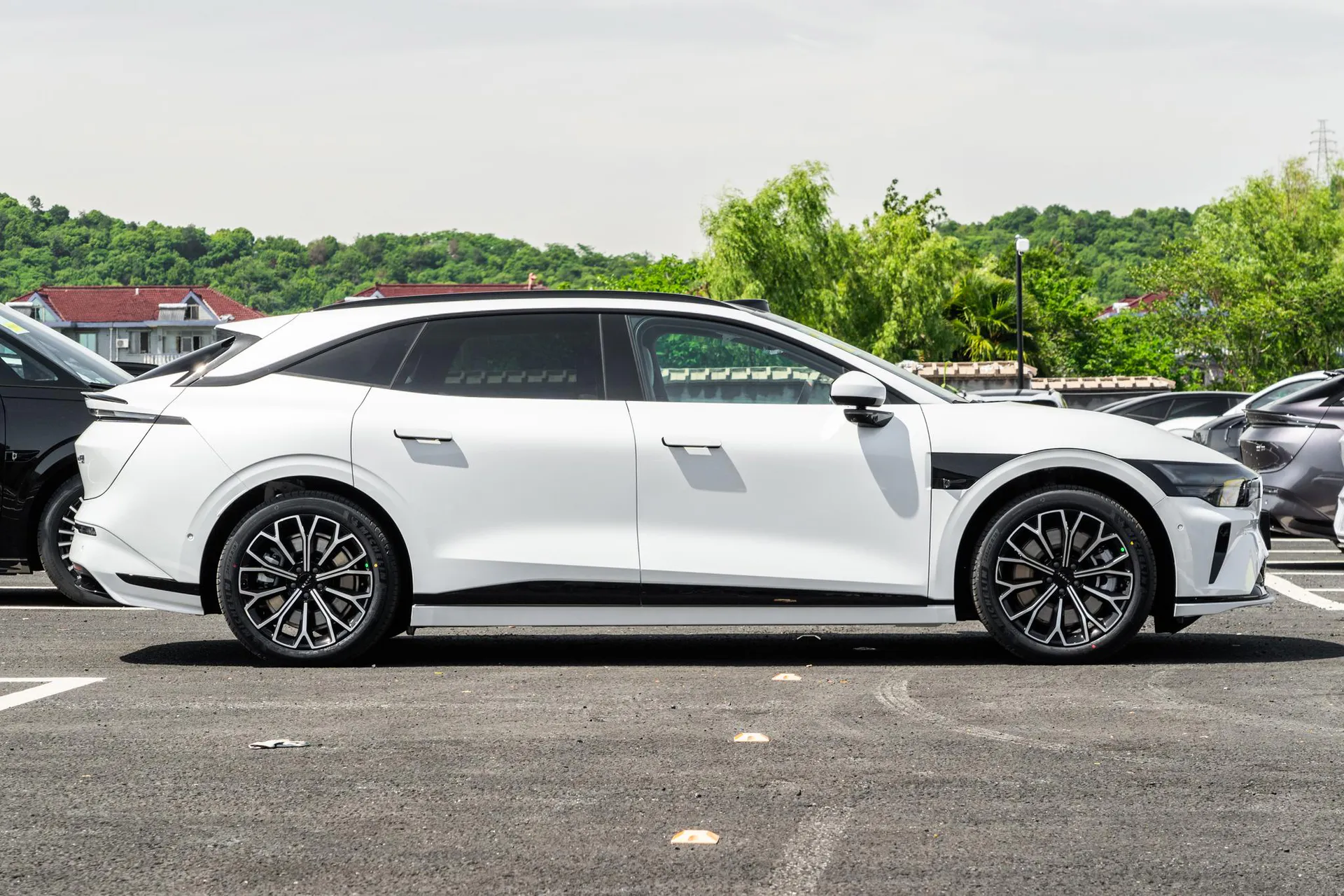  007 GT RWD Smart Driving 75kWh