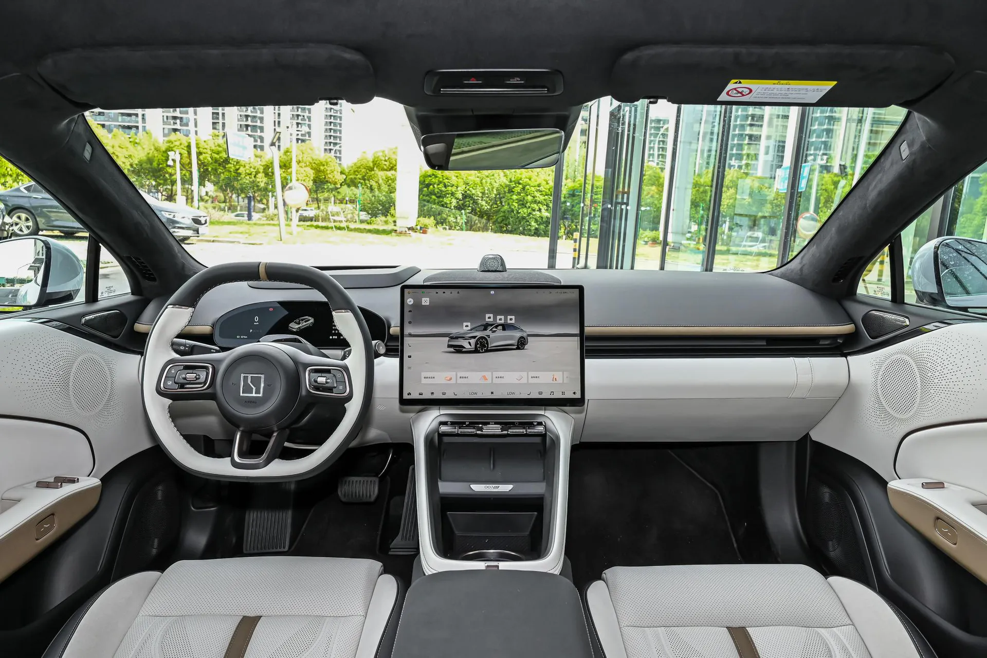 007 GT RWD Smart Driving 75kWh