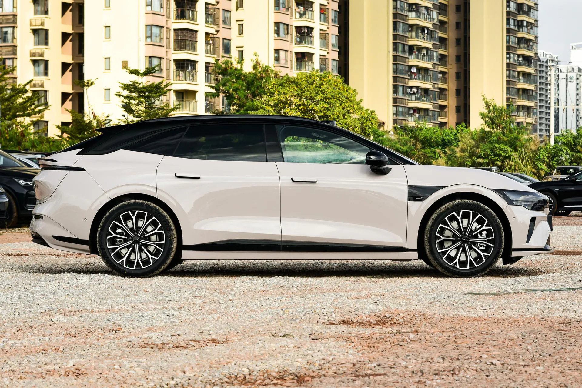  007 GT Long Range RWD Smart Driving 100kWh