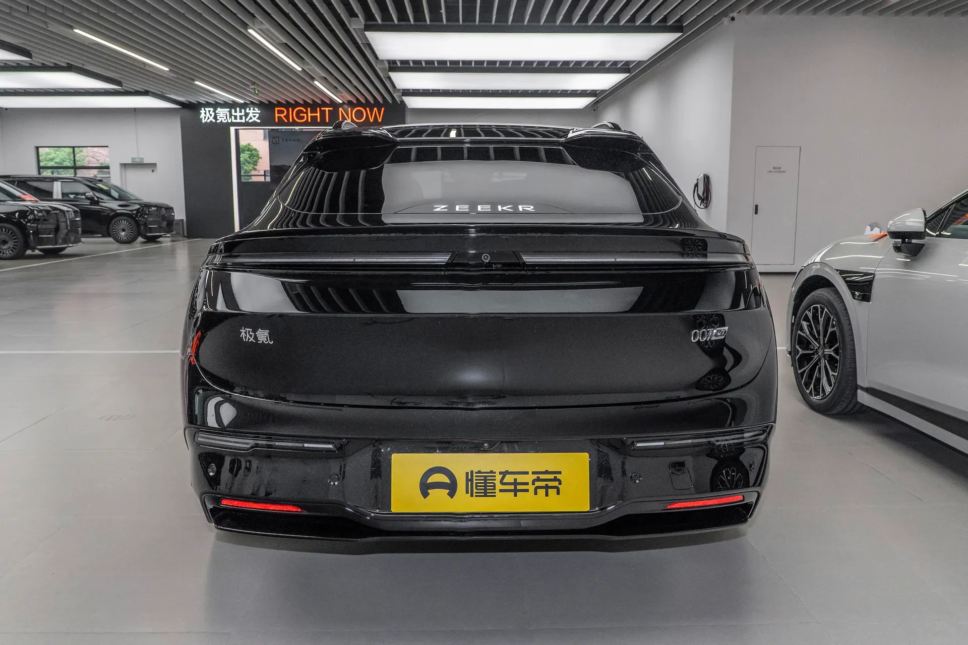 007 GT AWD Smart Driving 75kWh