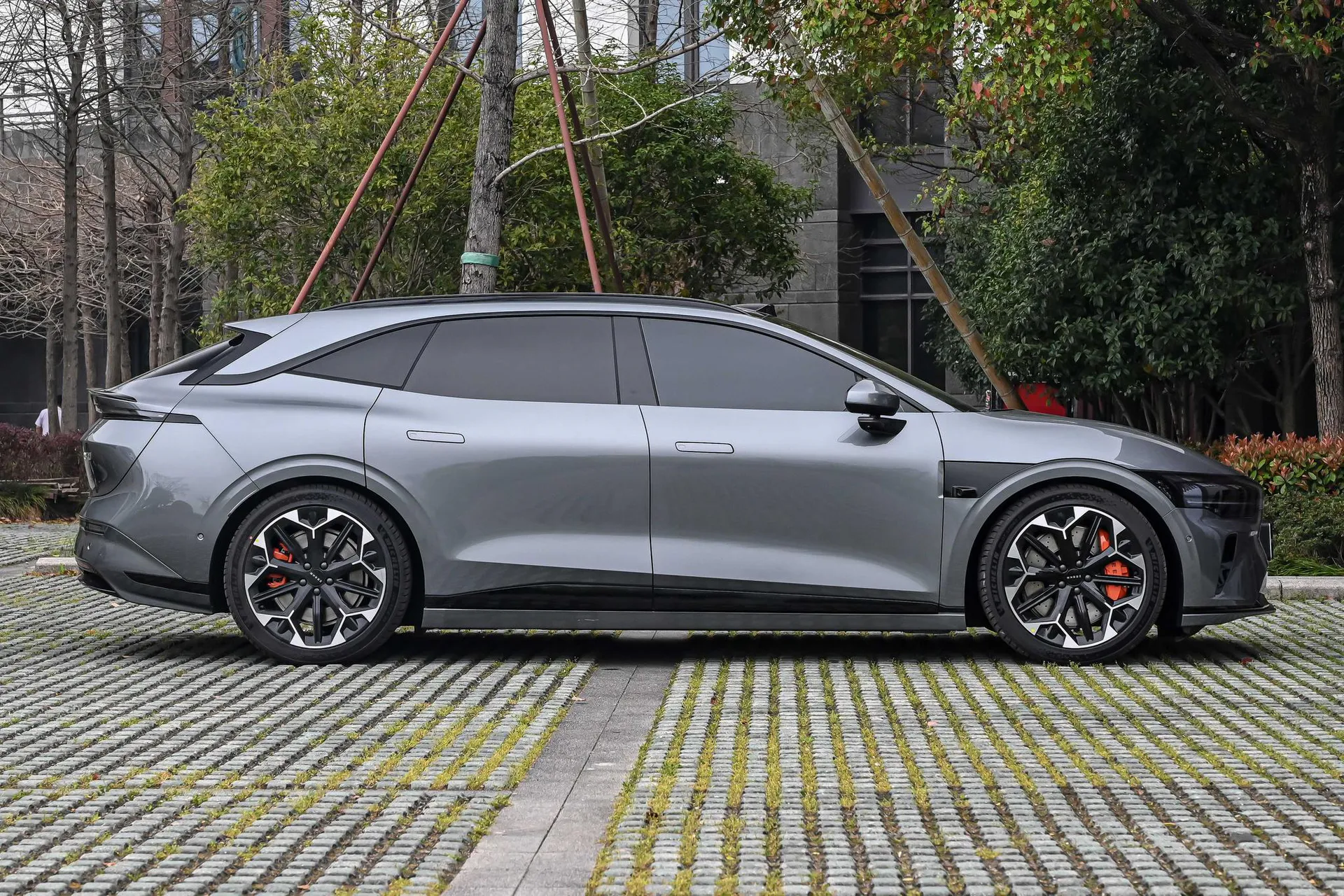  007 GT AWD Smart Driving 75kWh