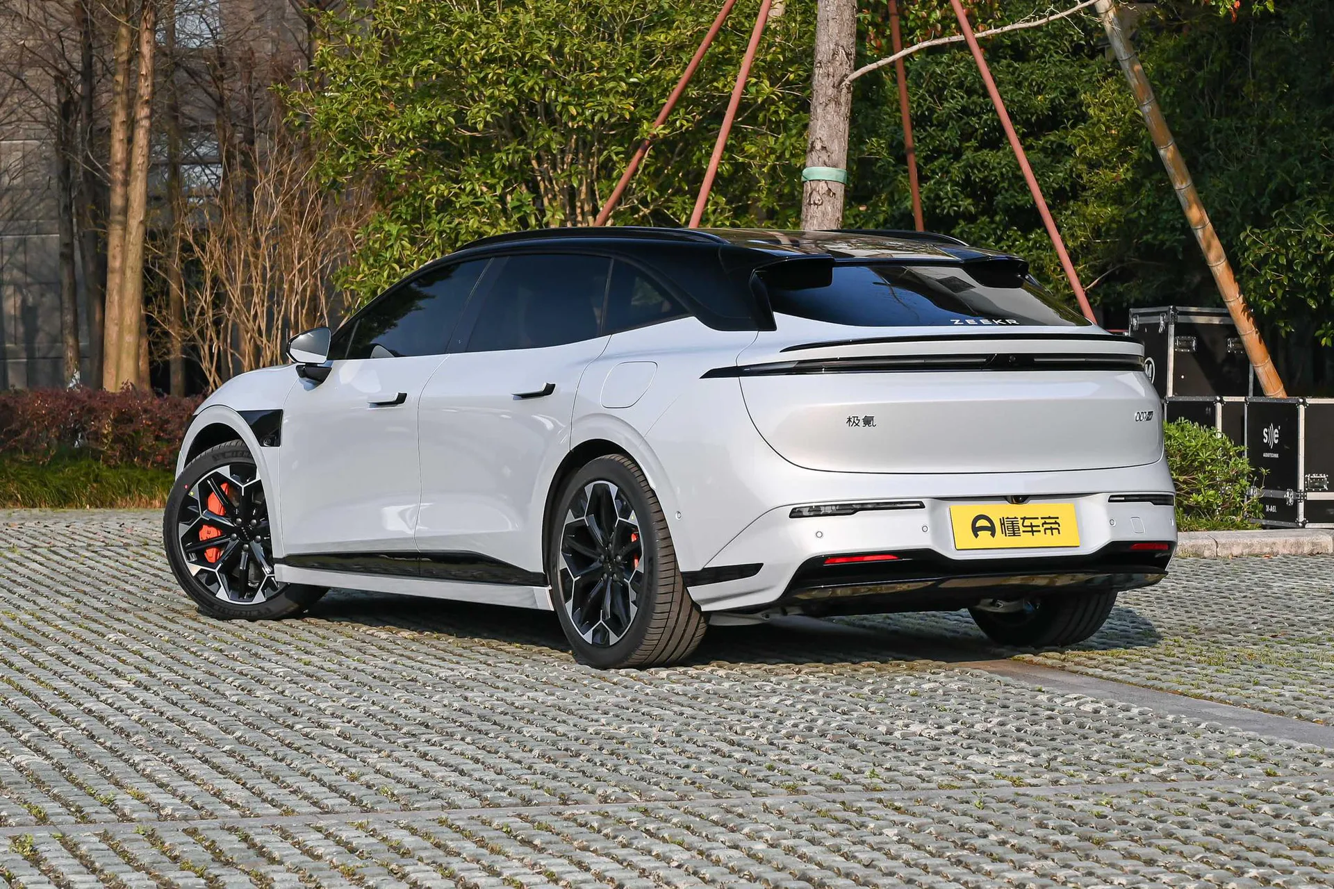  007 GT AWD Smart Driving 75kWh