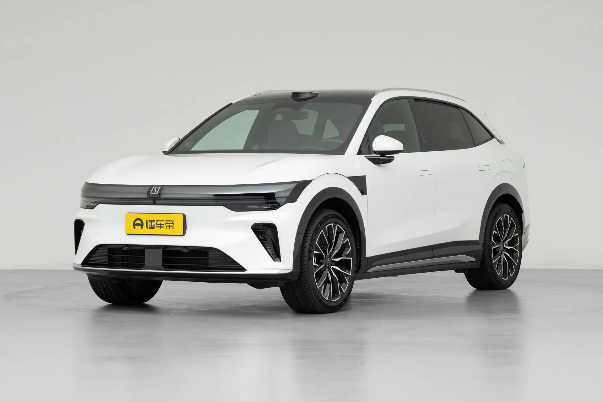  7X 75kWh RWD Max