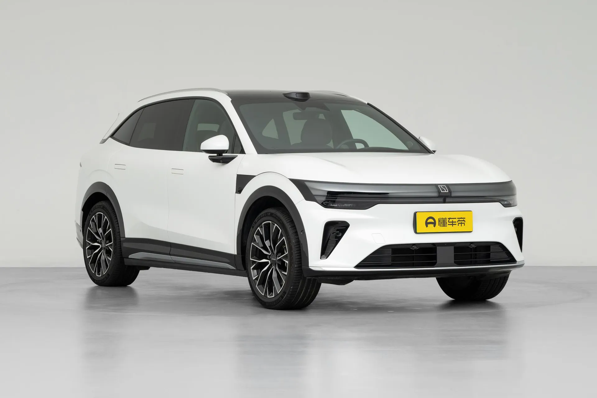  7X 75kWh RWD Max