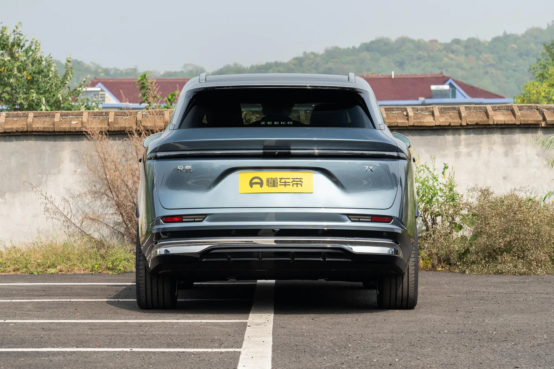  7X 103kWh RWD Max