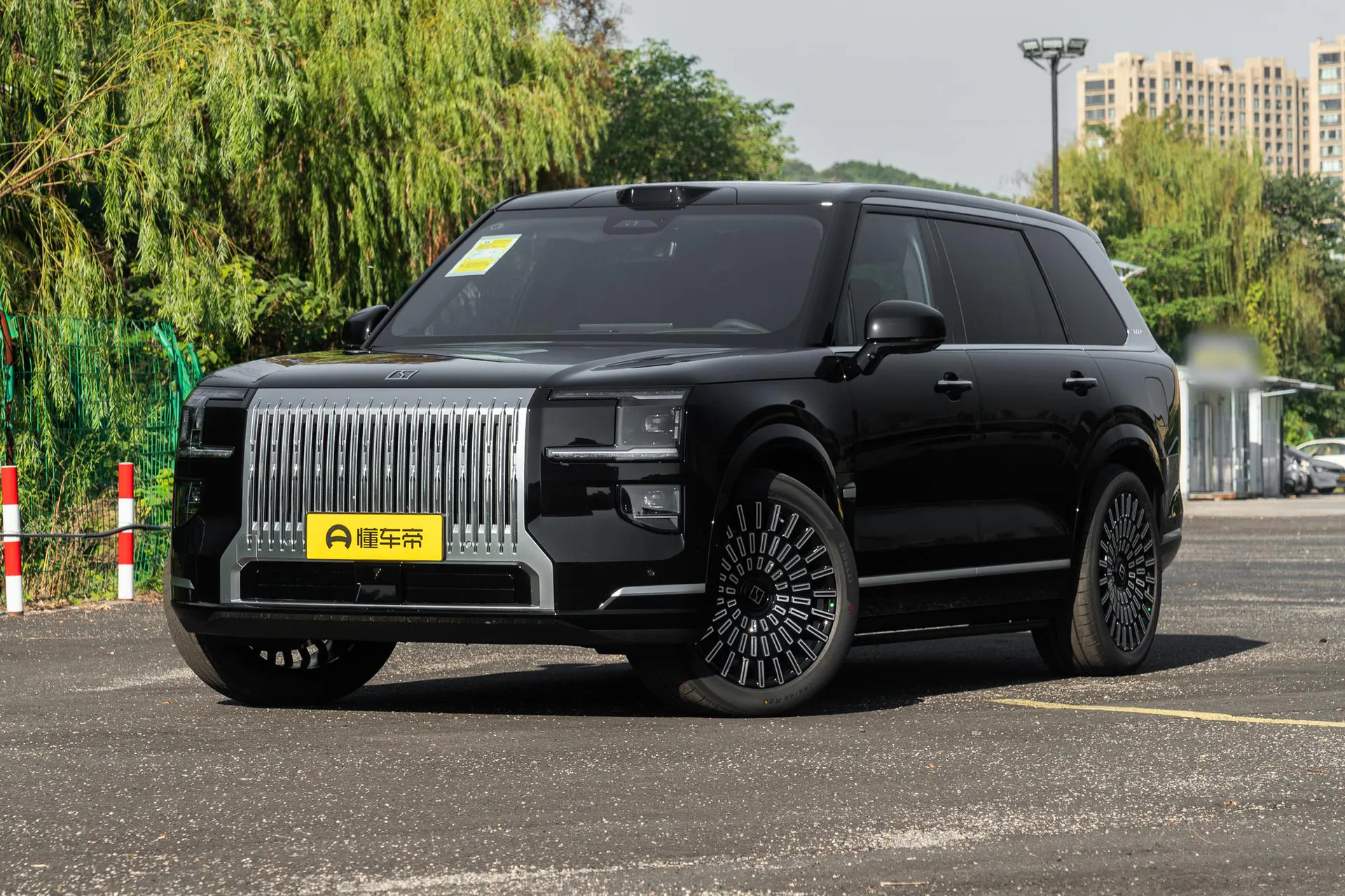  9X Max 55kWh 6-Seater