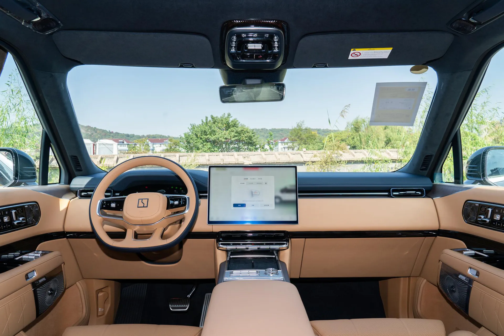  9X Max 55kWh 6-Seater