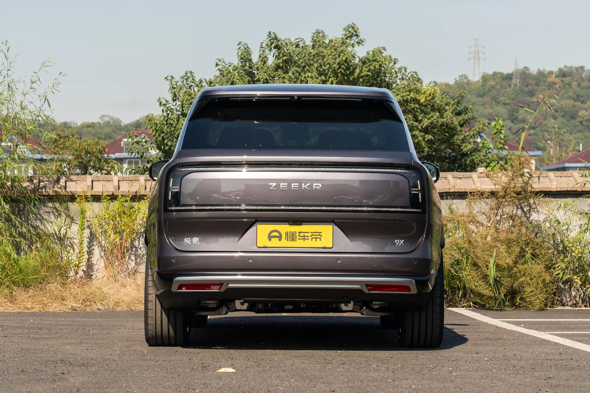  9X Ultra 55kWh 6-Seater