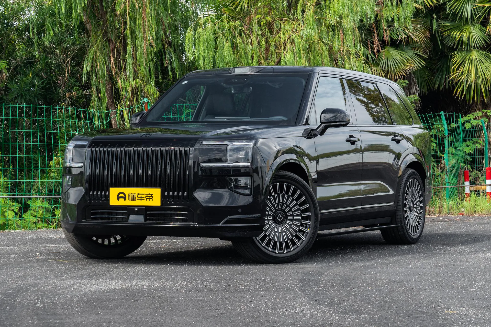  9X Ultra 70kWh 6-Seater