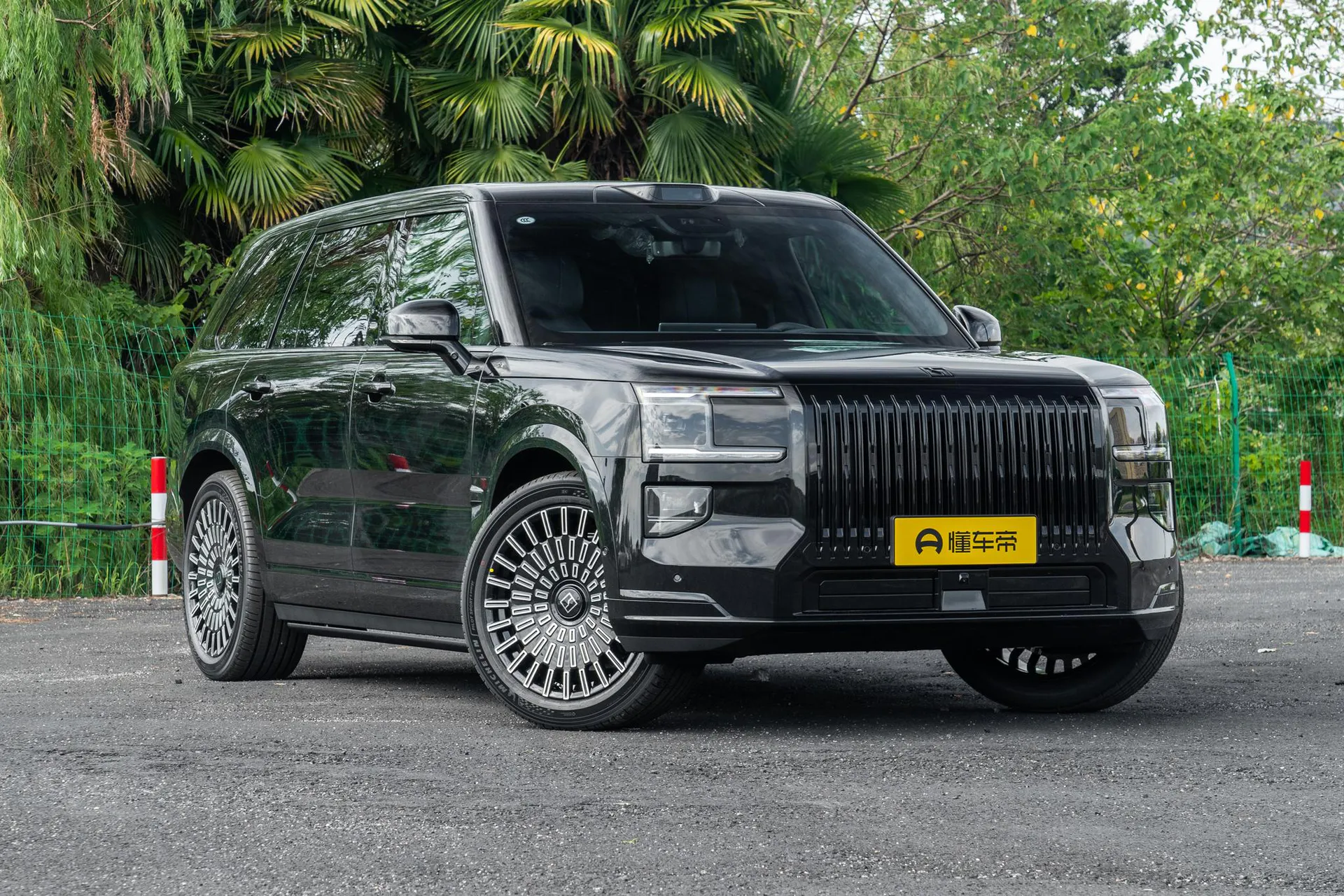  9X Ultra 70kWh 6-Seater