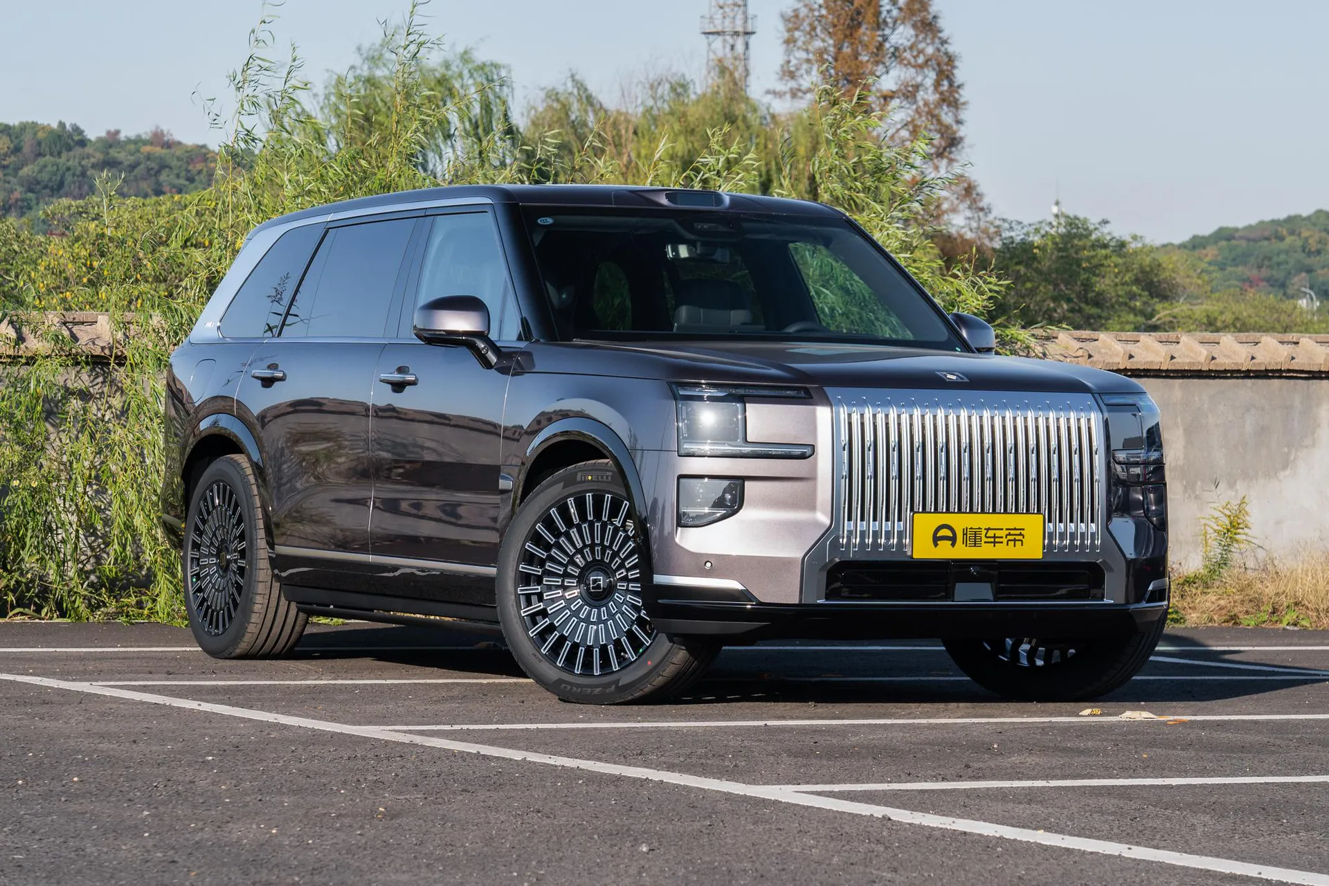  9X Ultra 70kWh 6-Seater