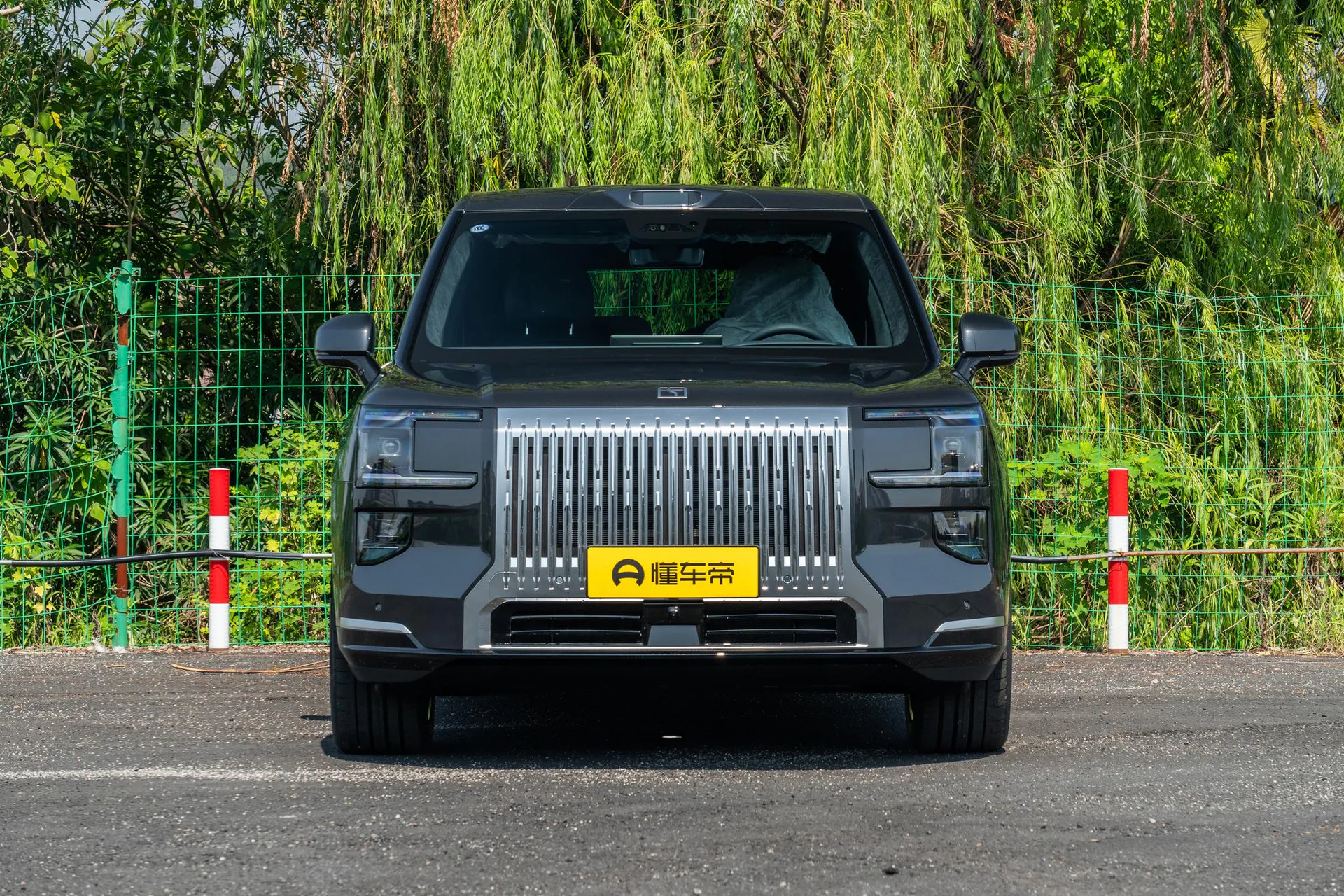  9X Ultra 70kWh 6-Seater