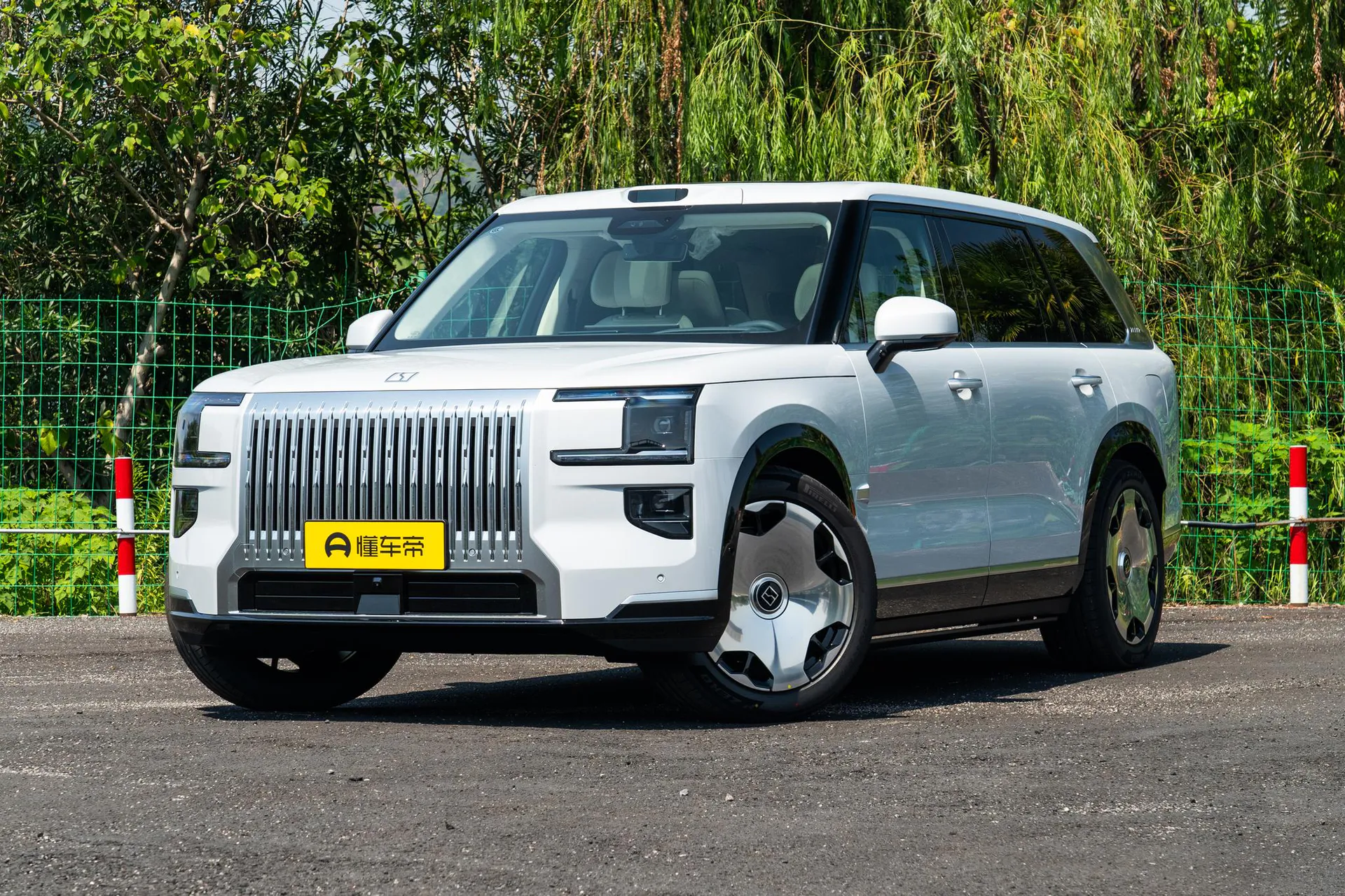  9X Ultra 70kWh 6-Seater
