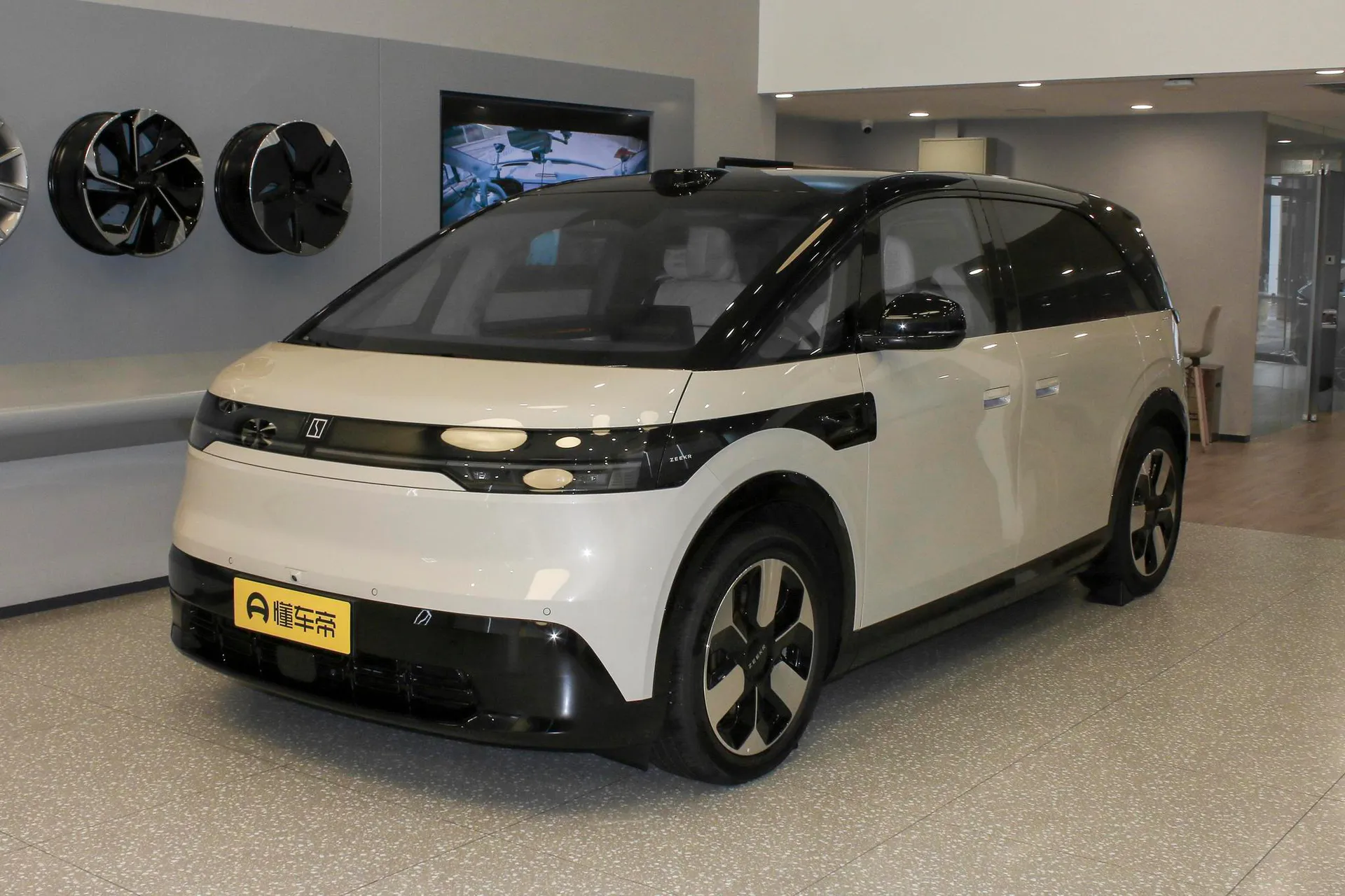  MIX 76kWh Smart Driving