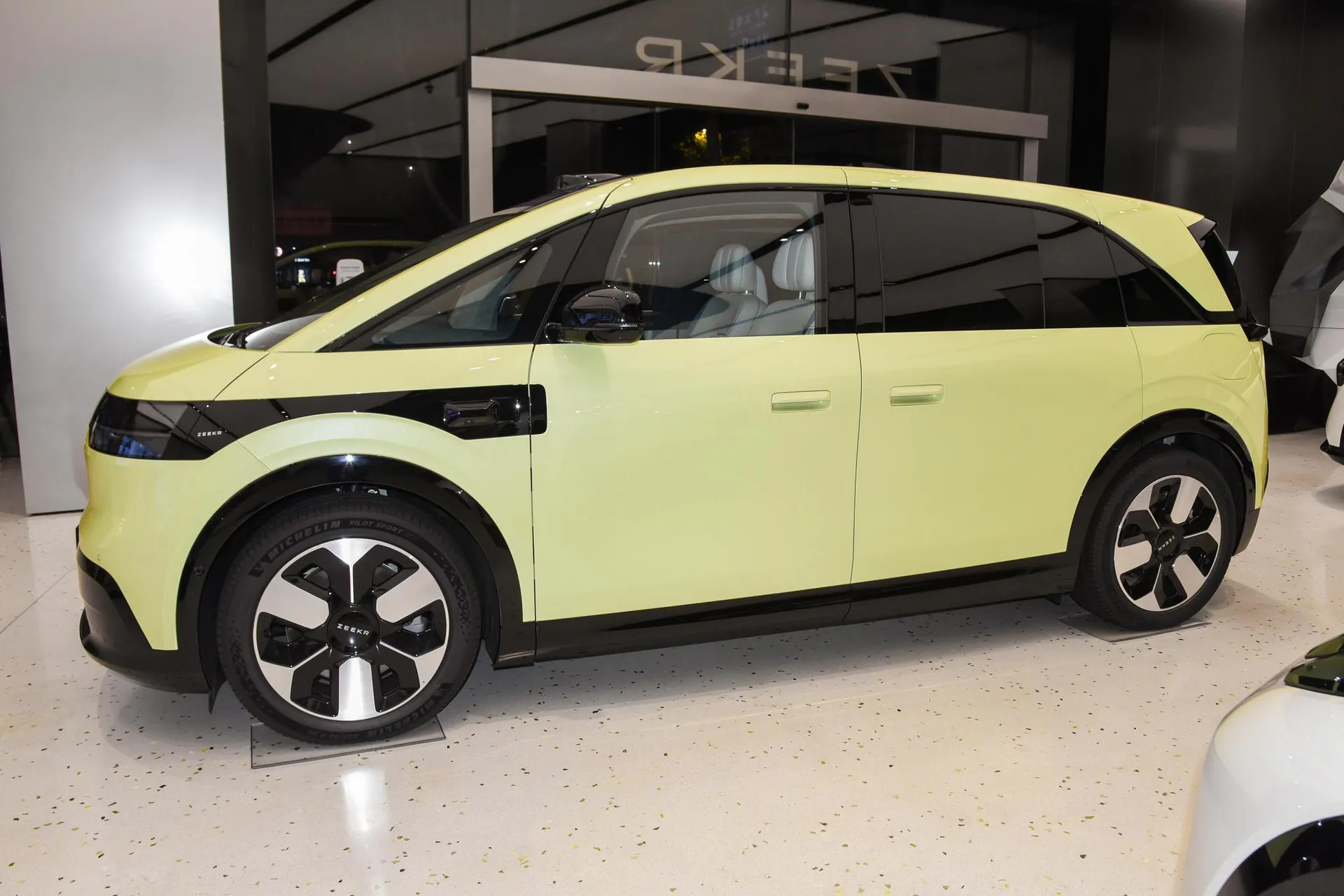  MIX 76kWh Smart Driving