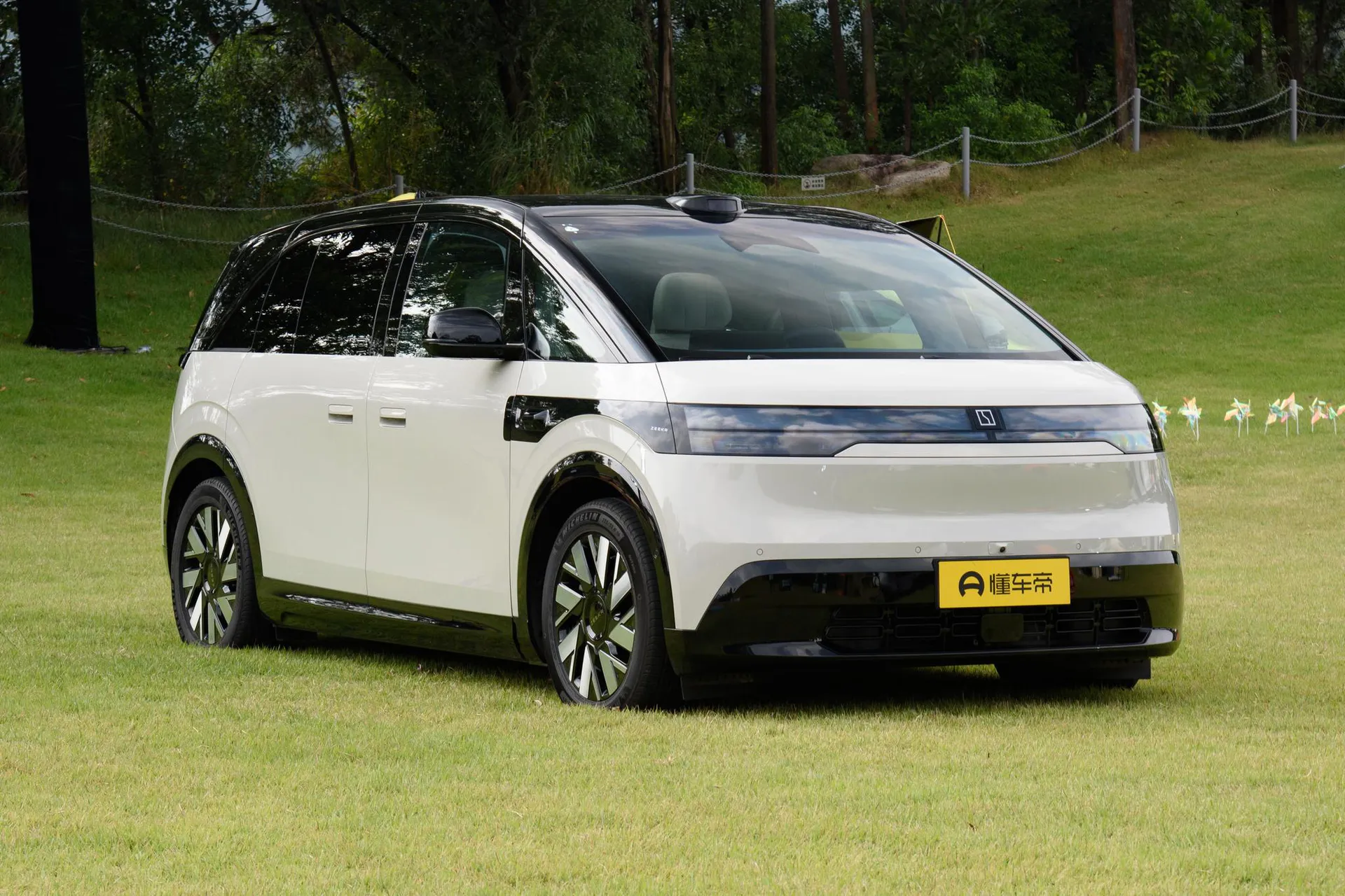  MIX 102kWh Long Range Smart Driving