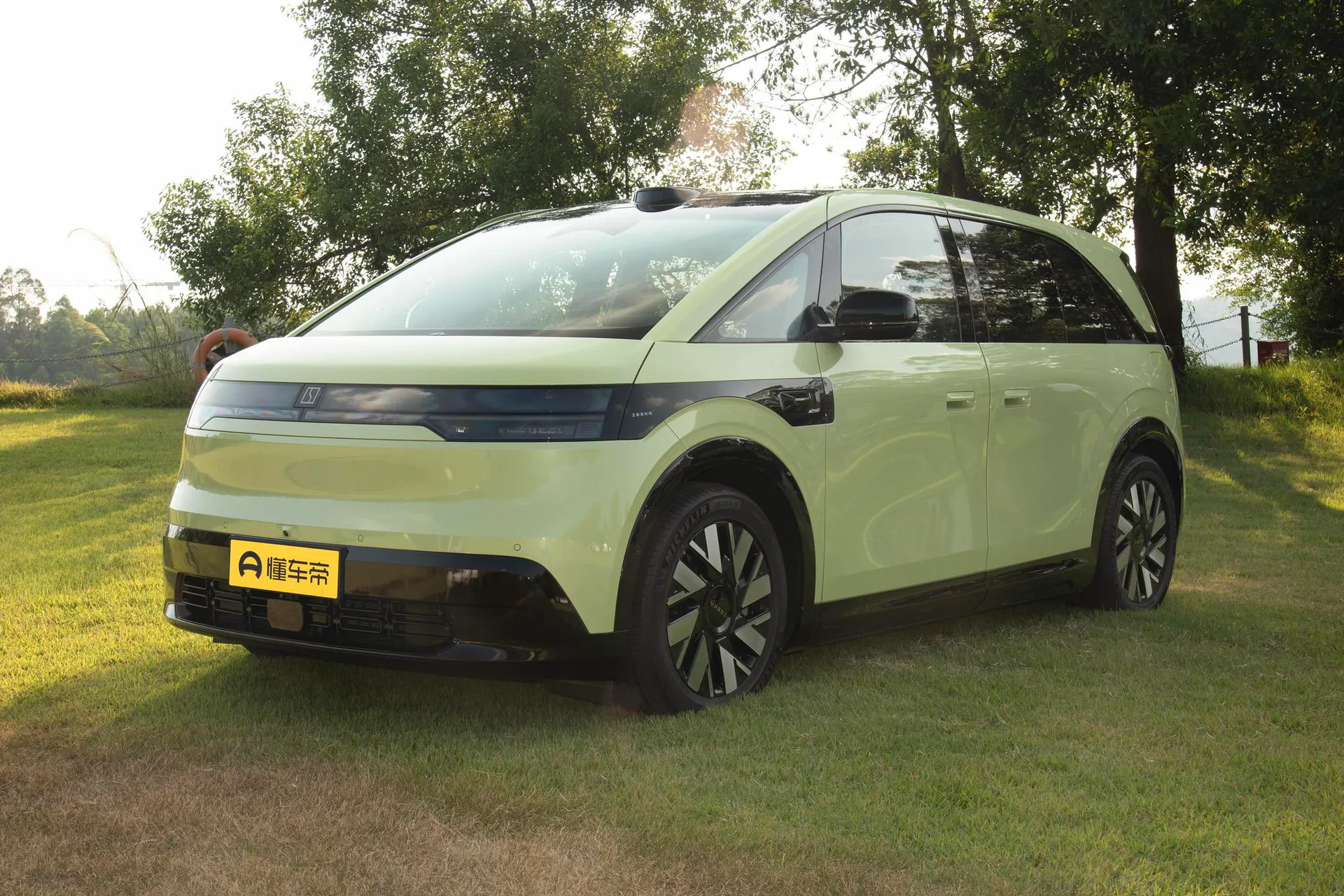  MIX 102kWh Long Range Smart Driving