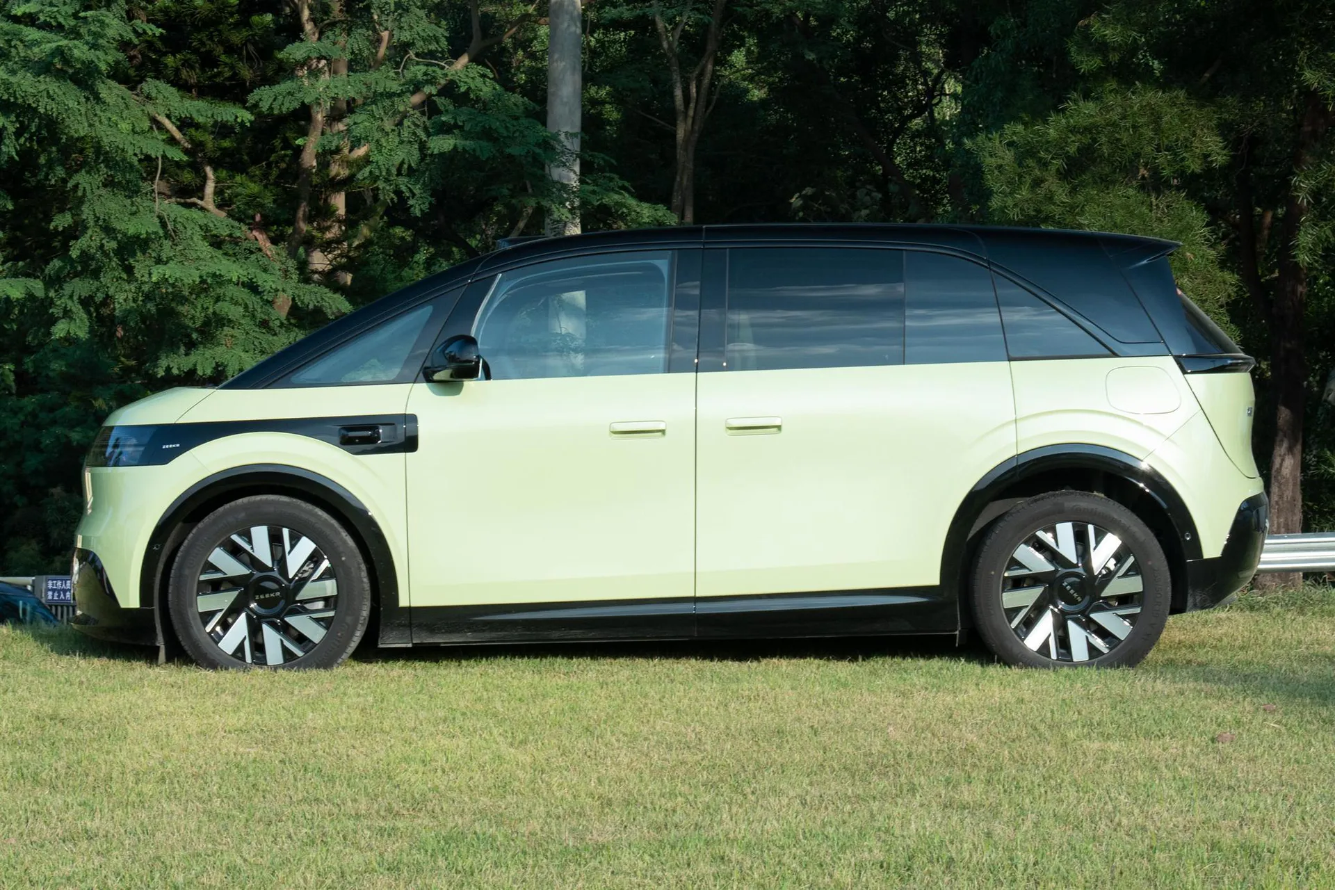  MIX 102kWh Long Range Smart Driving