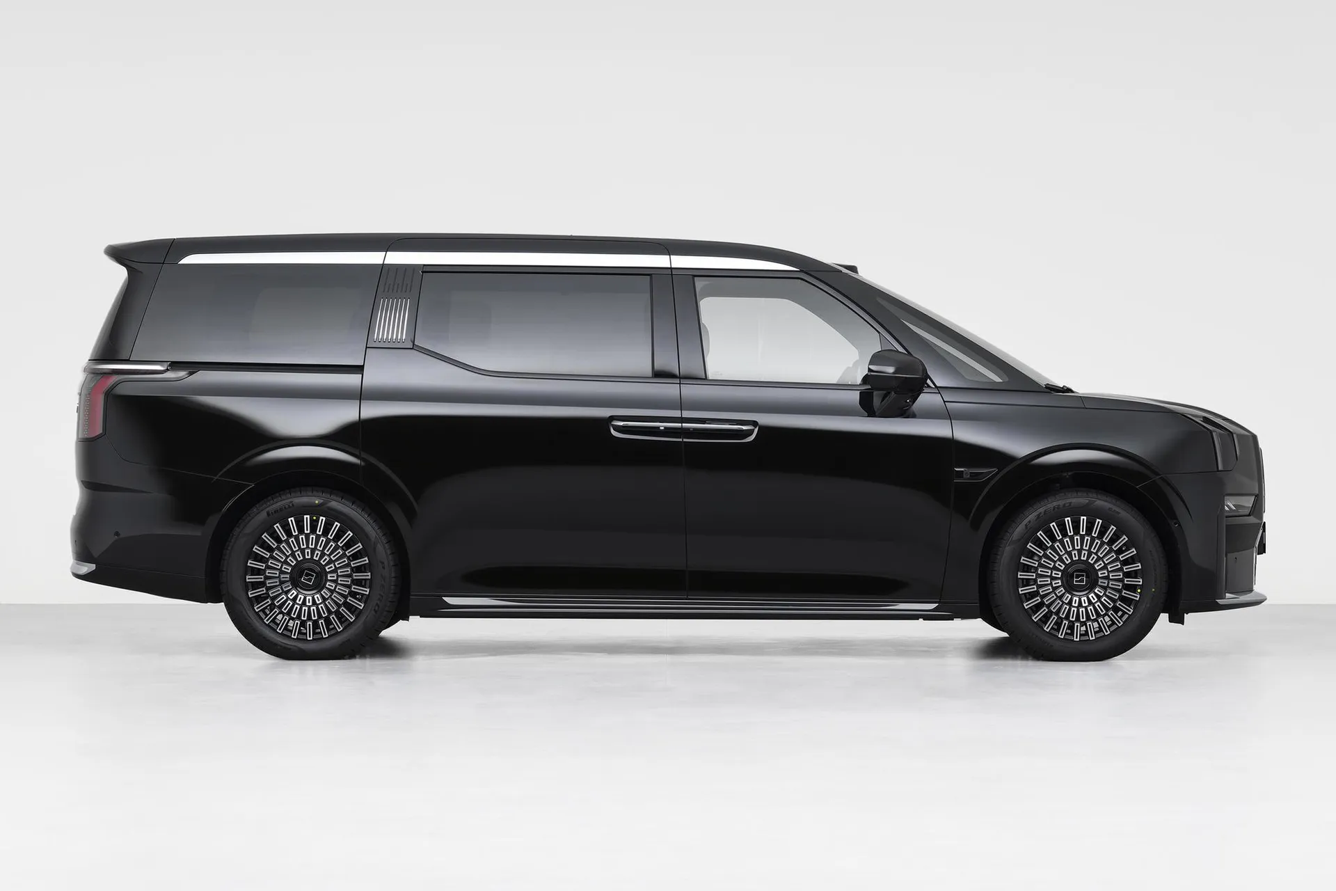  009 7-Seater Ultra+ Qijia AWD