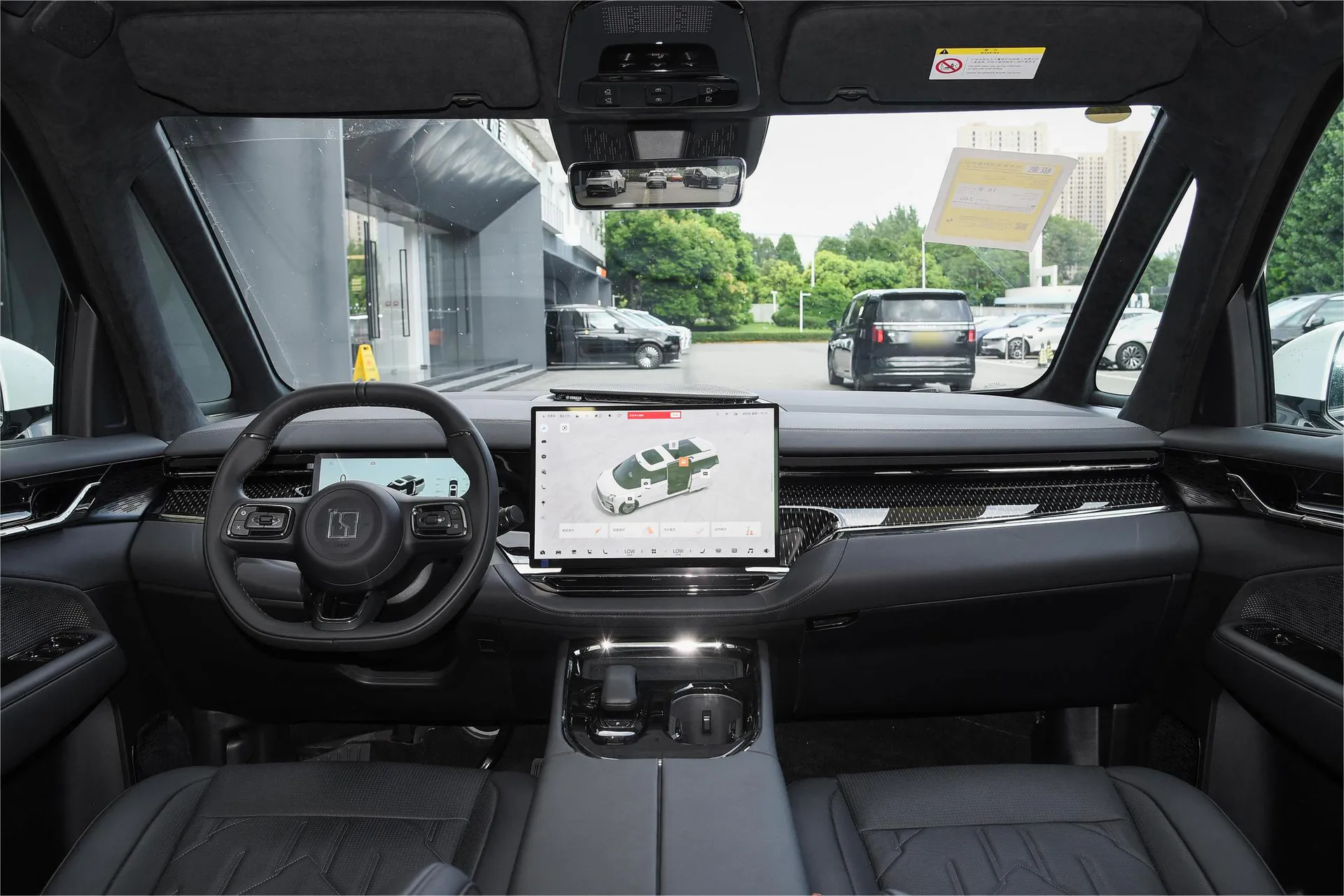  009 7-Seater Aisle RWD 108kWh