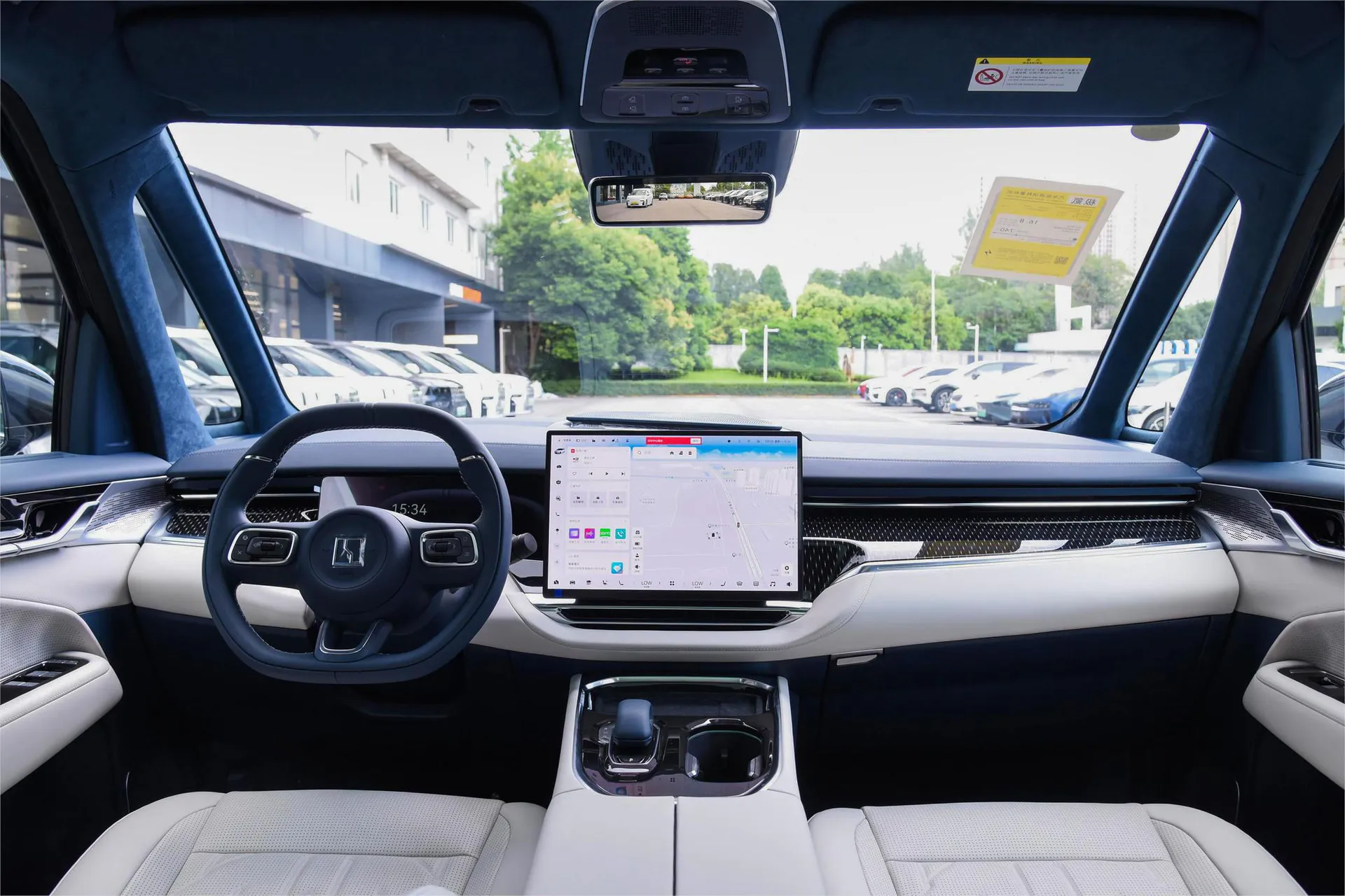  009 7-Seater Aisle RWD 108kWh