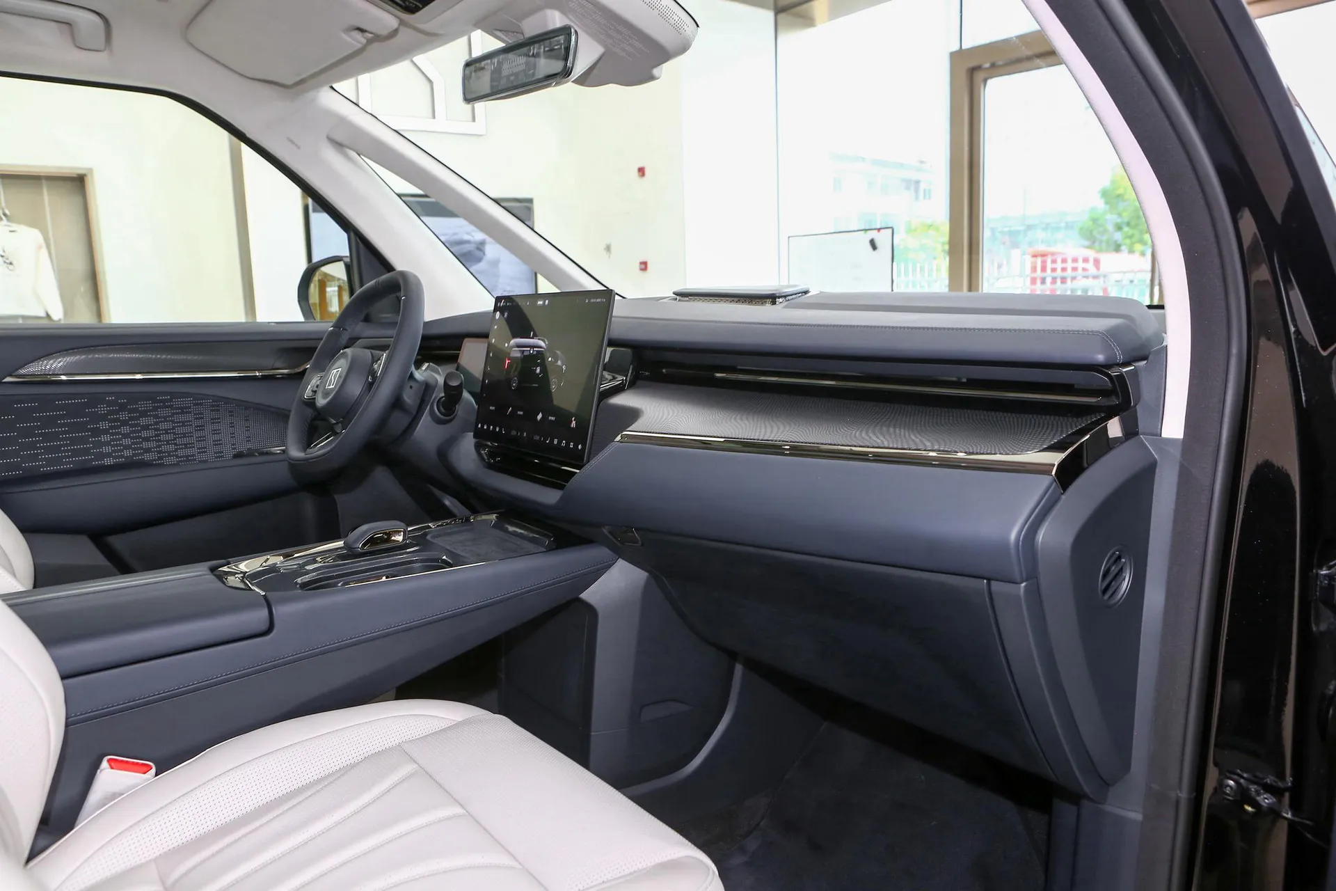  009 Glory Collector AWD 108kWh