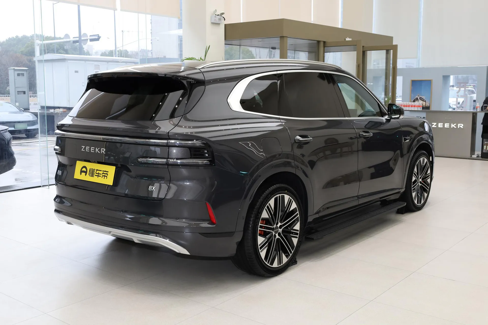  8X 55kWh Ultra