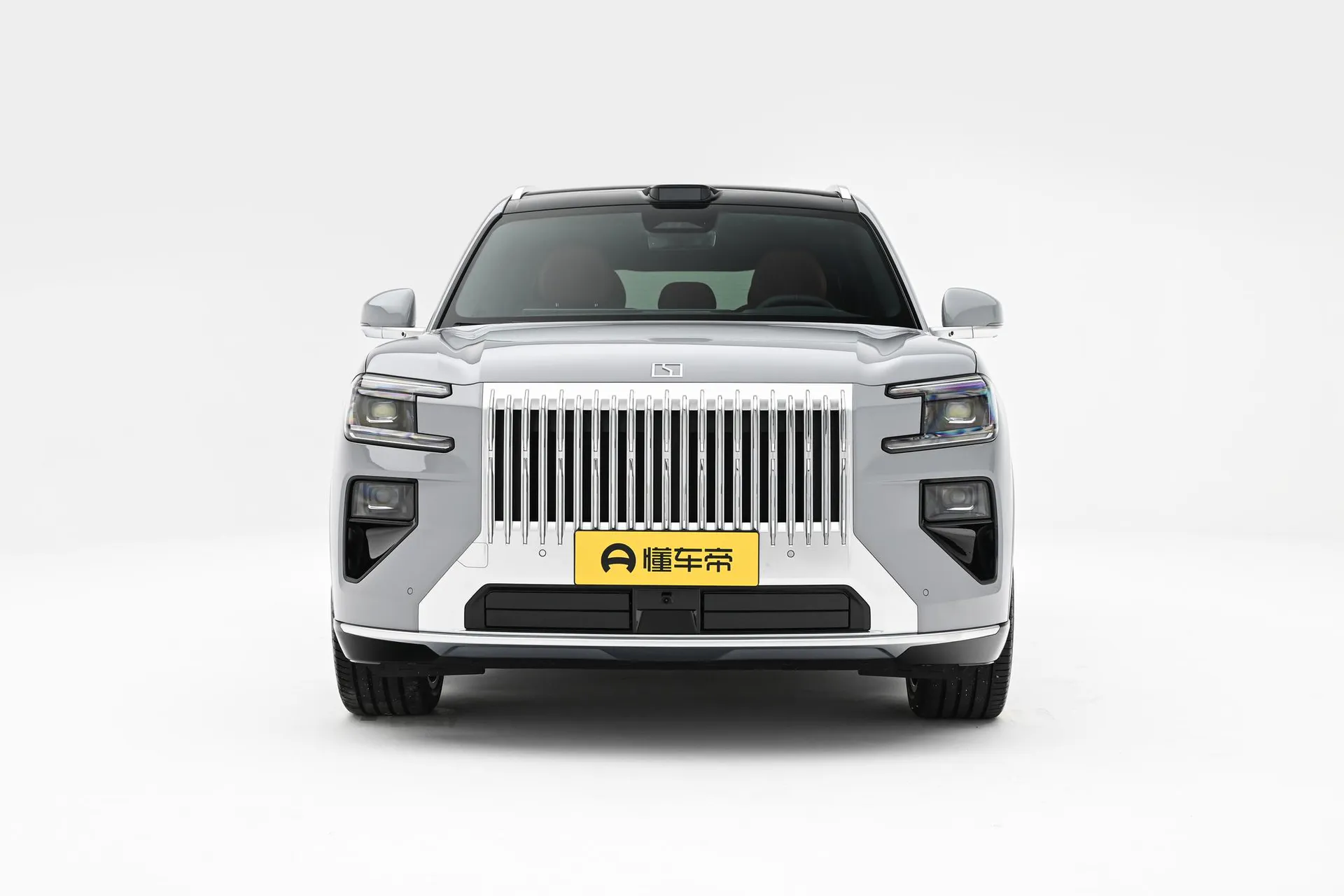  8X 70kWh Ultra+