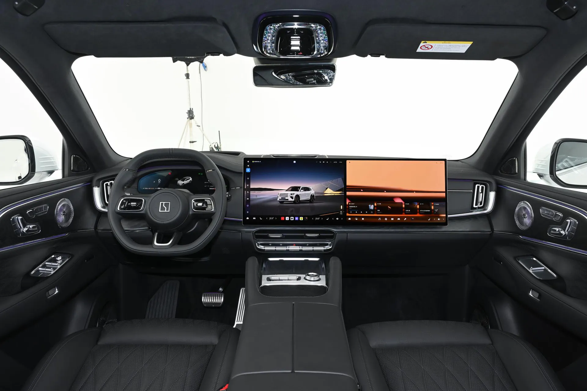  8X 70kWh Ultra+