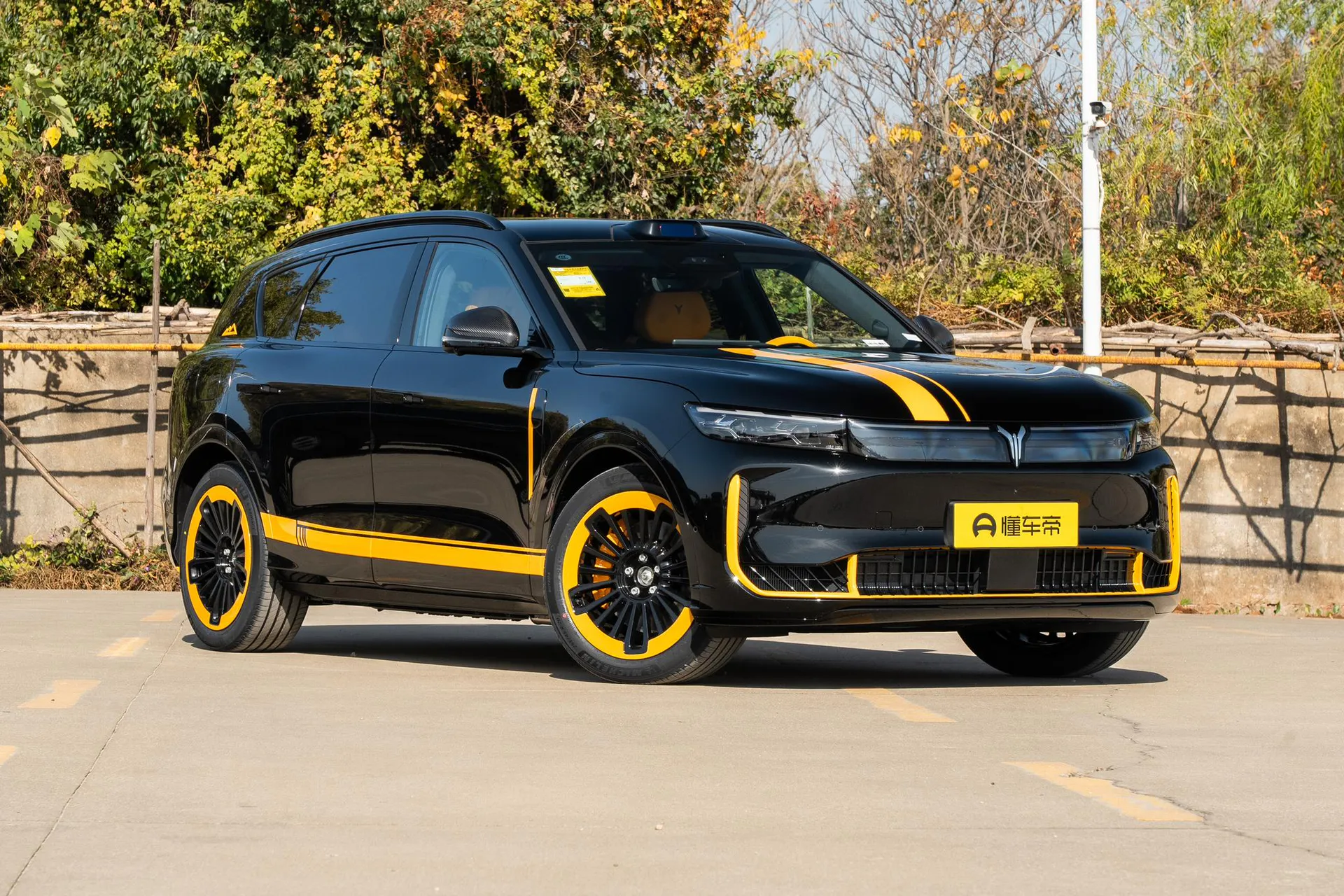  Free+ AWD Sport Custom