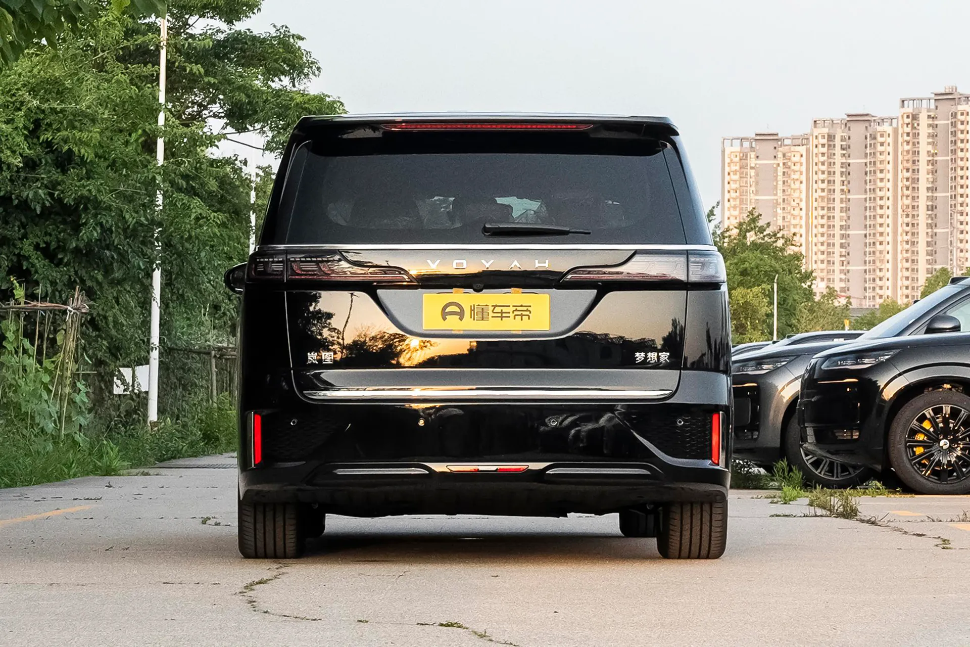  Dreamer EV Long Range Premium