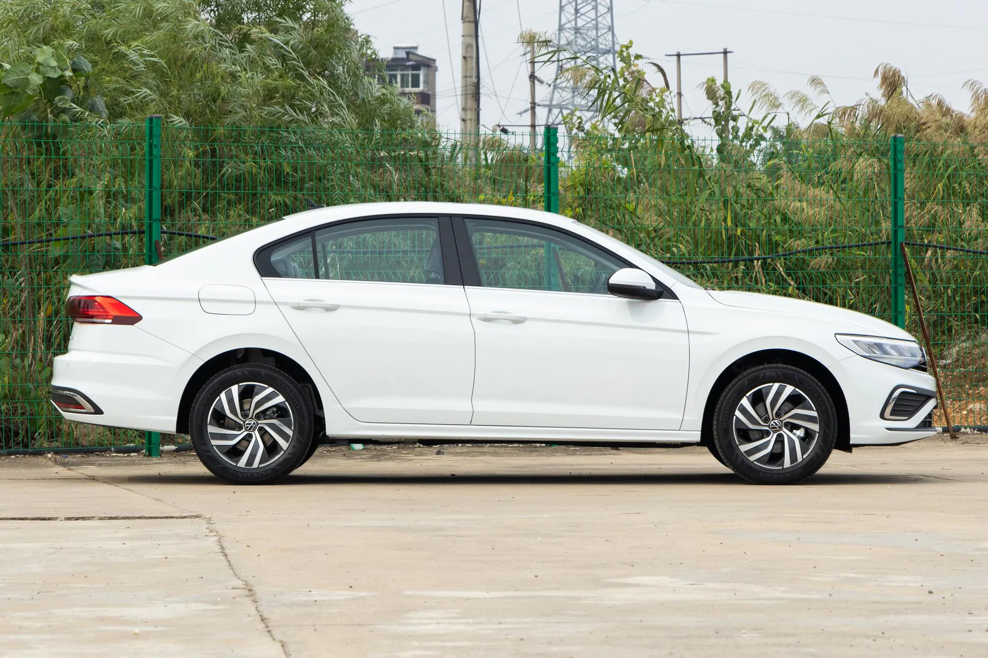  Bora 200 TSI DSG Yuexing Navigation