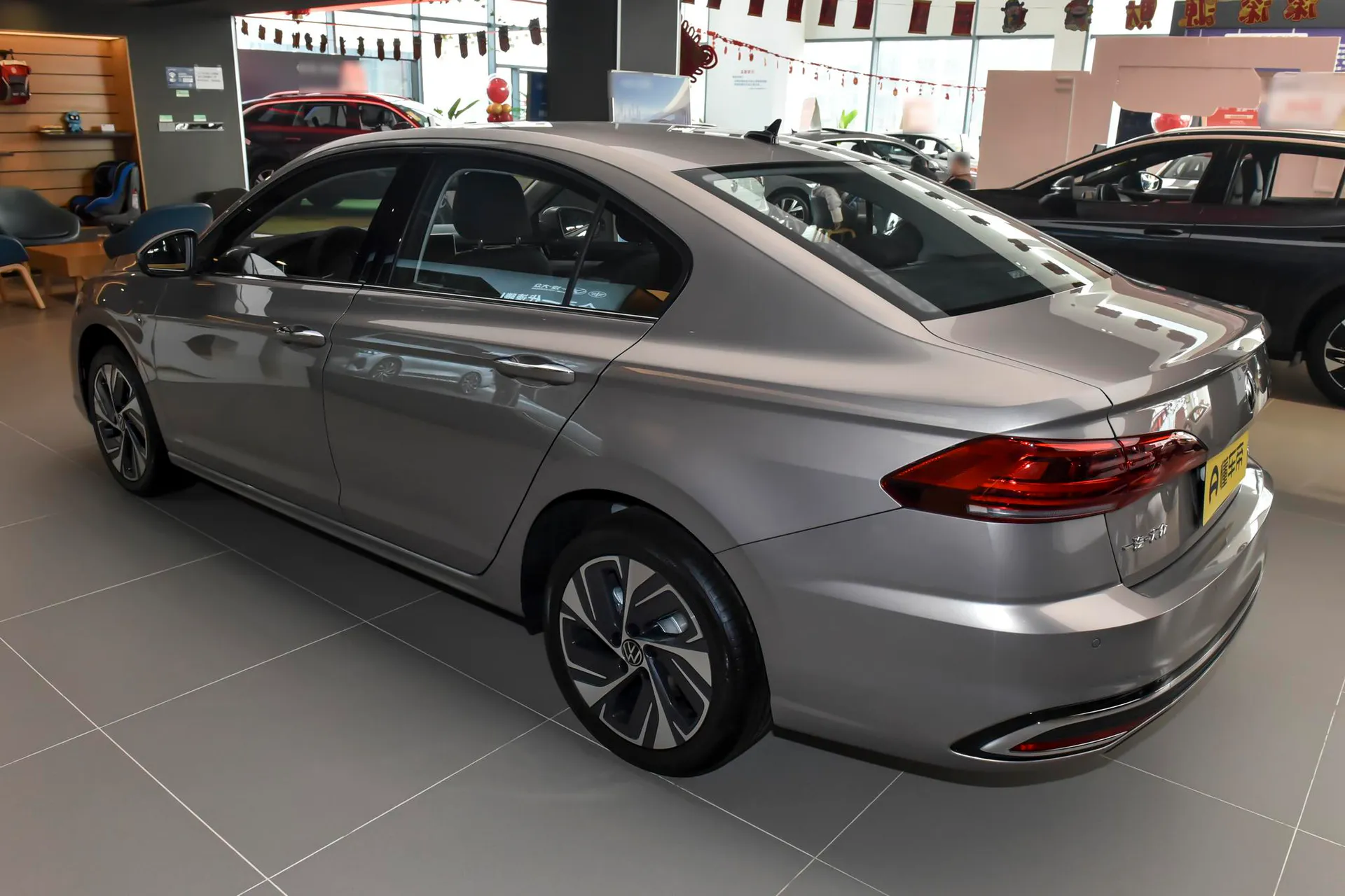  Bora 300 TSI DSG Premium