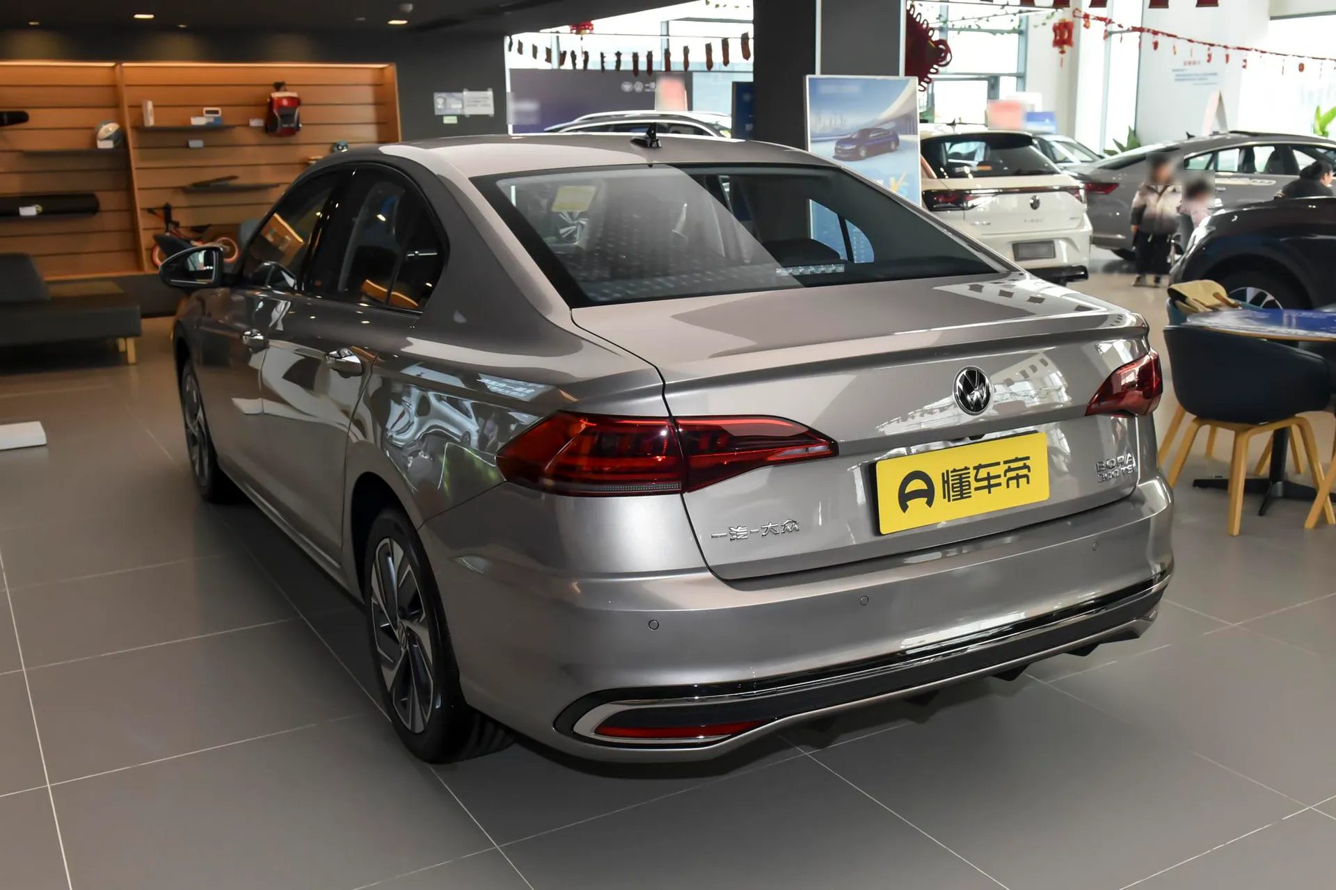  Bora 300 TSI DSG Premium