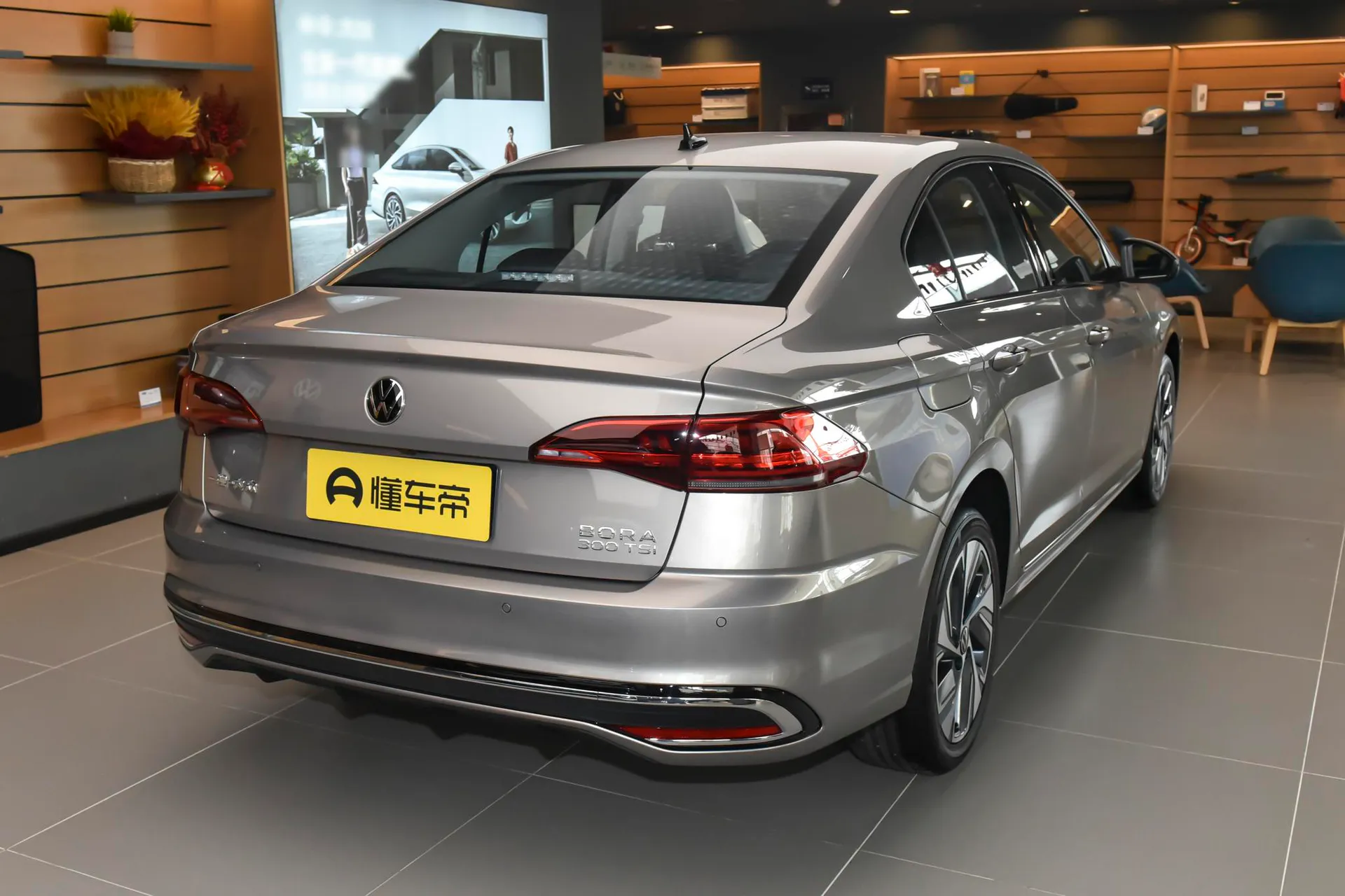  Bora 300 TSI DSG Premium